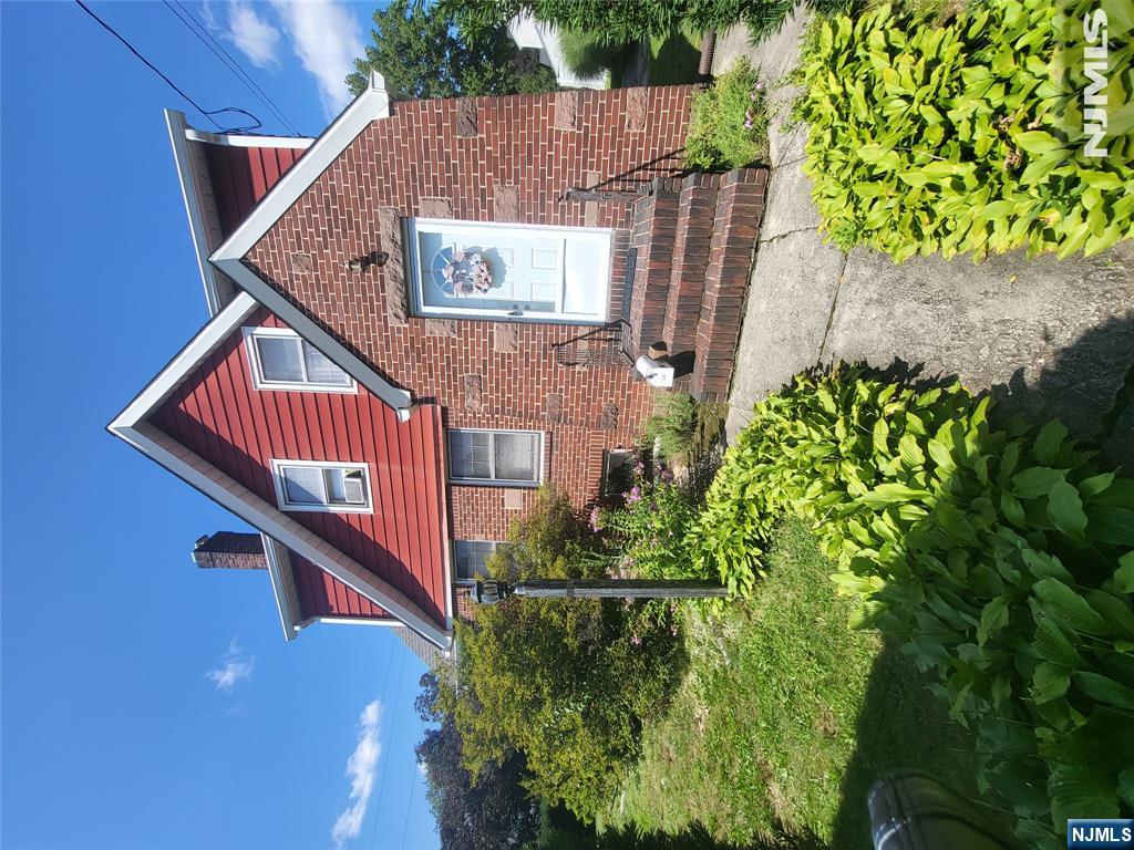 110 Garner Avenue — photo