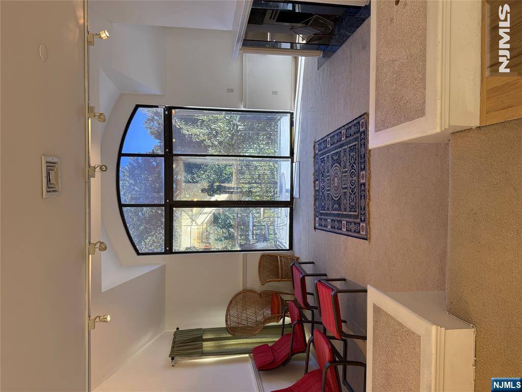 2 Sinclair Court — photo