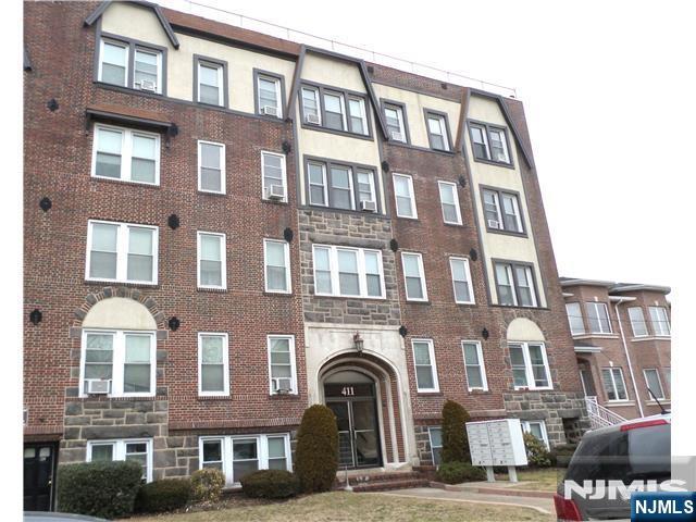 411 Highland Avenue — photo