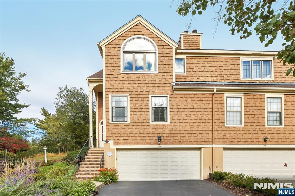22 Dowitcher Court, Wayne, NJ 07470 — photo 2