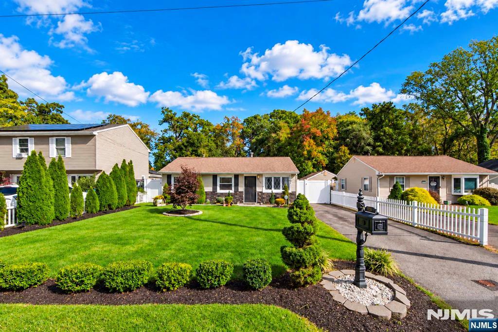 535 Holly Village Lane — photo