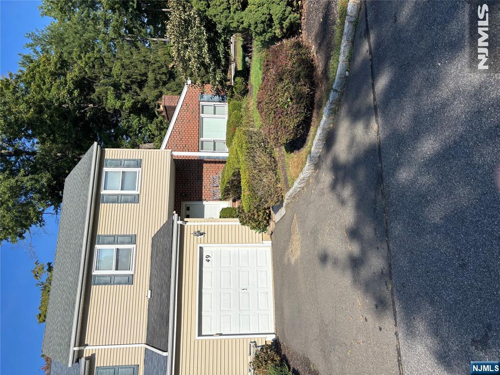 49 Princeton Place — photo