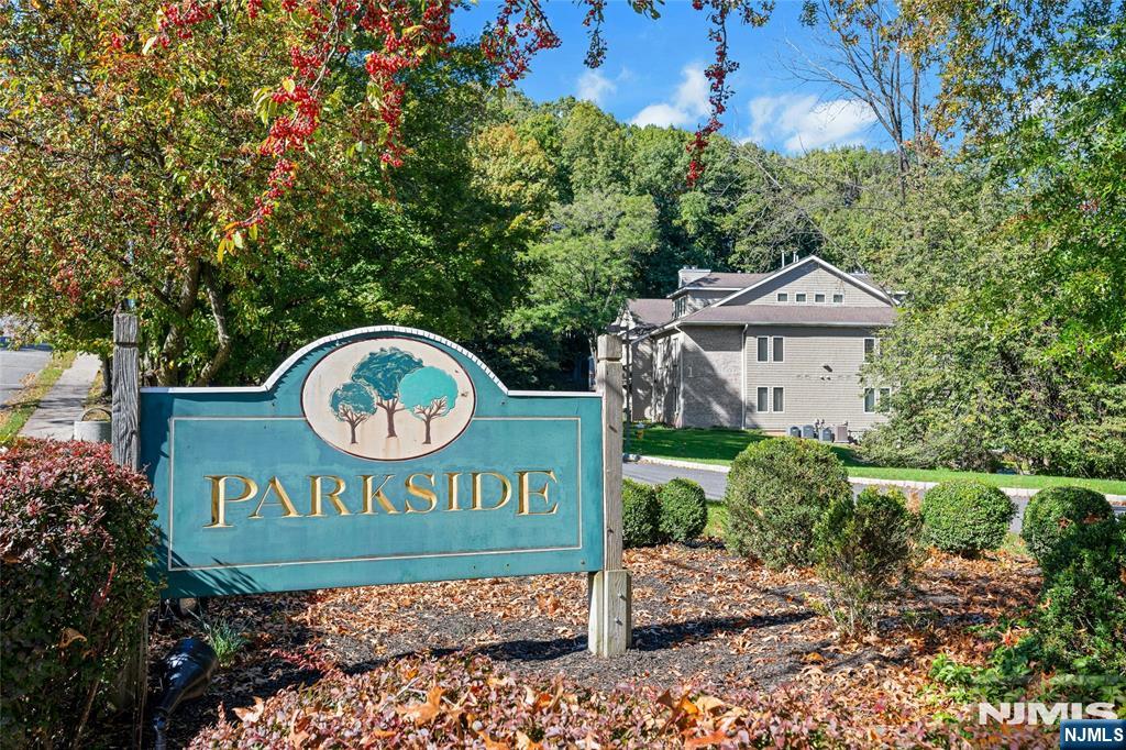 1 Parkside Terrace — photo