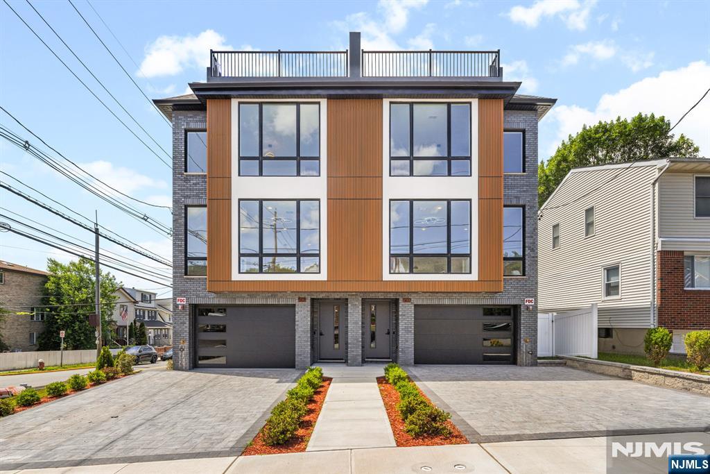 503 Saint Pauls Avenue — photo