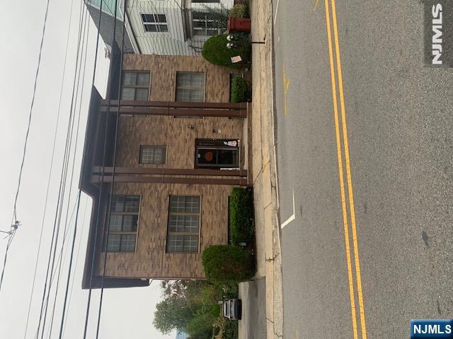 180 High Street — photo