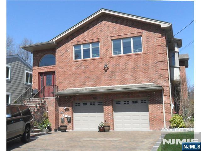 721 Hamilton Avenue — photo