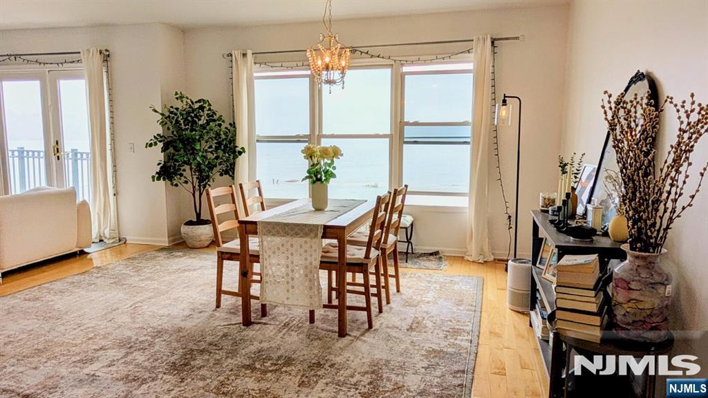 320 The, Edgewater, NJ 07020 — photo 2