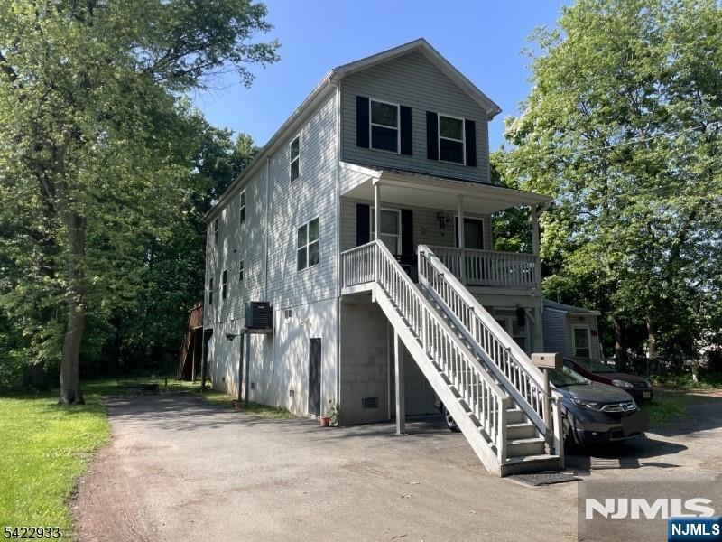 42 Riverlawn Drive — photo