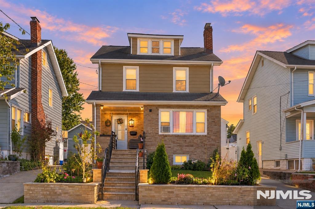 18 Newell Place — photo