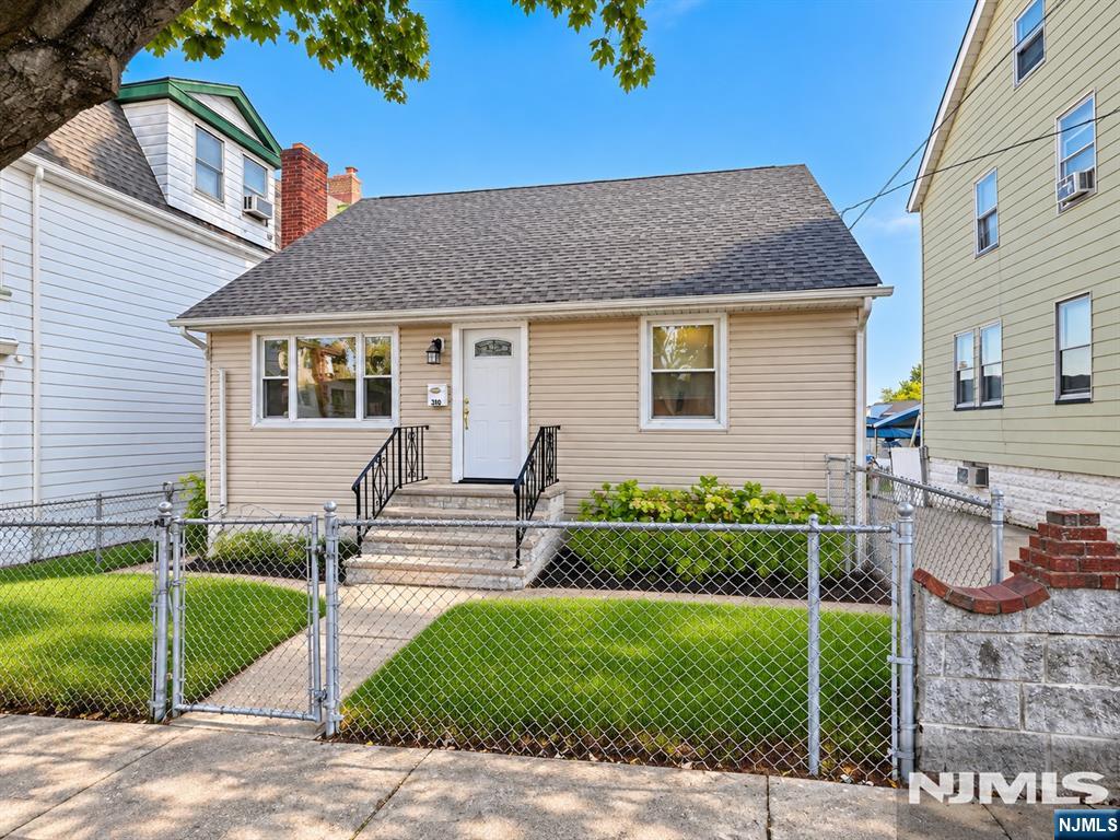 310 Devon Street, Kearny, NJ 07032 — photo 3