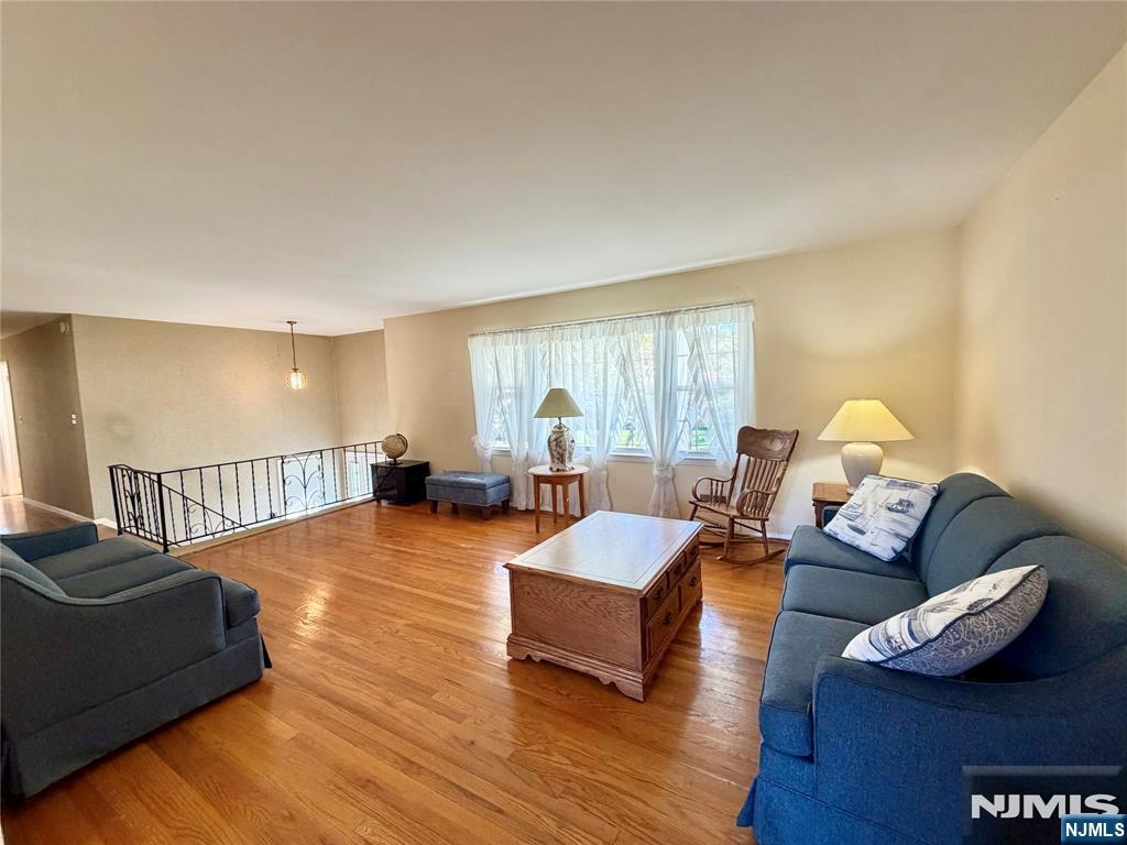 41 Mohawk Drive, Springfield, NJ 07081 — photo 3