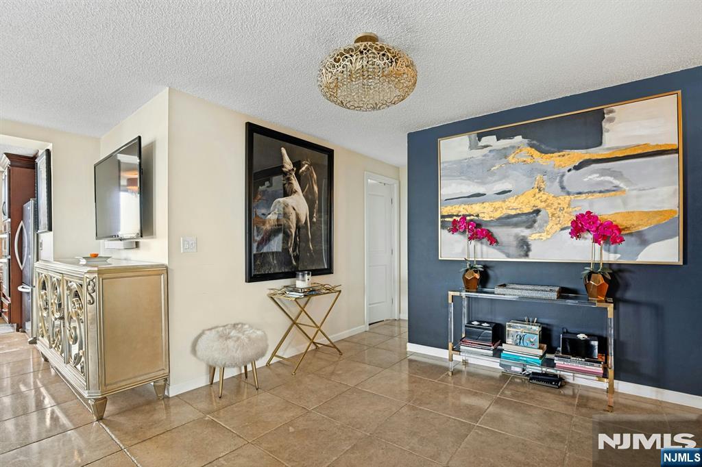 160 Overlook, Hackensack, NJ 07601 — photo 2
