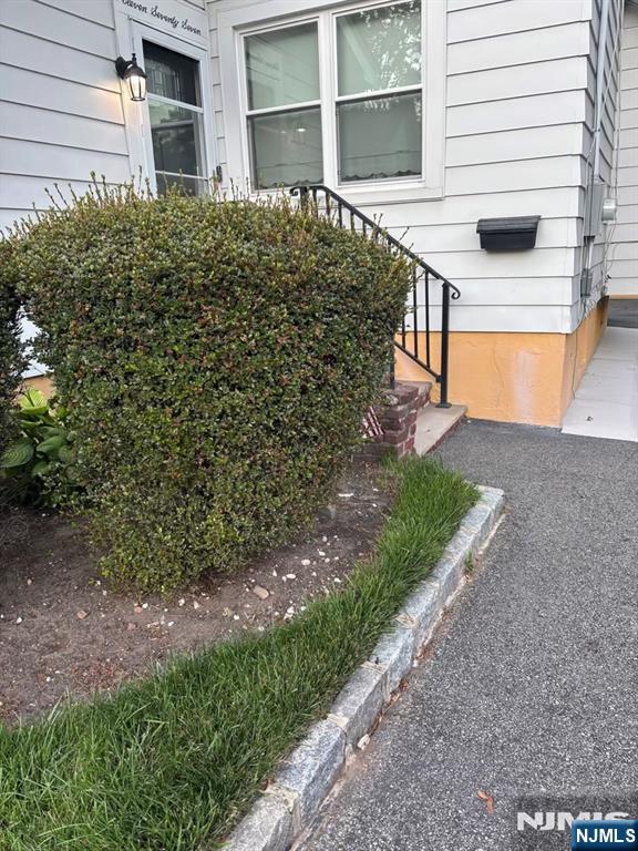 1177 Katherine Street — photo