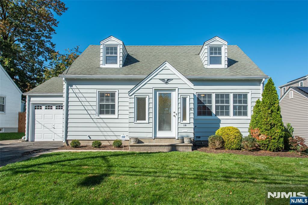 16 Orchard Drive — photo