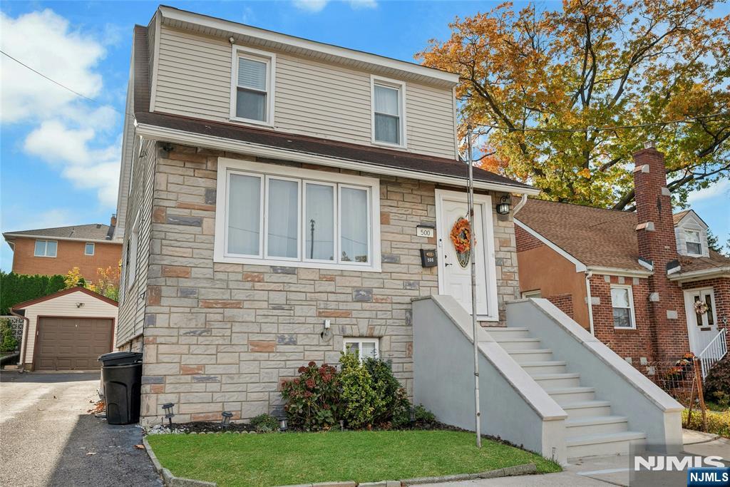 500 Ridgefield Terrace — photo