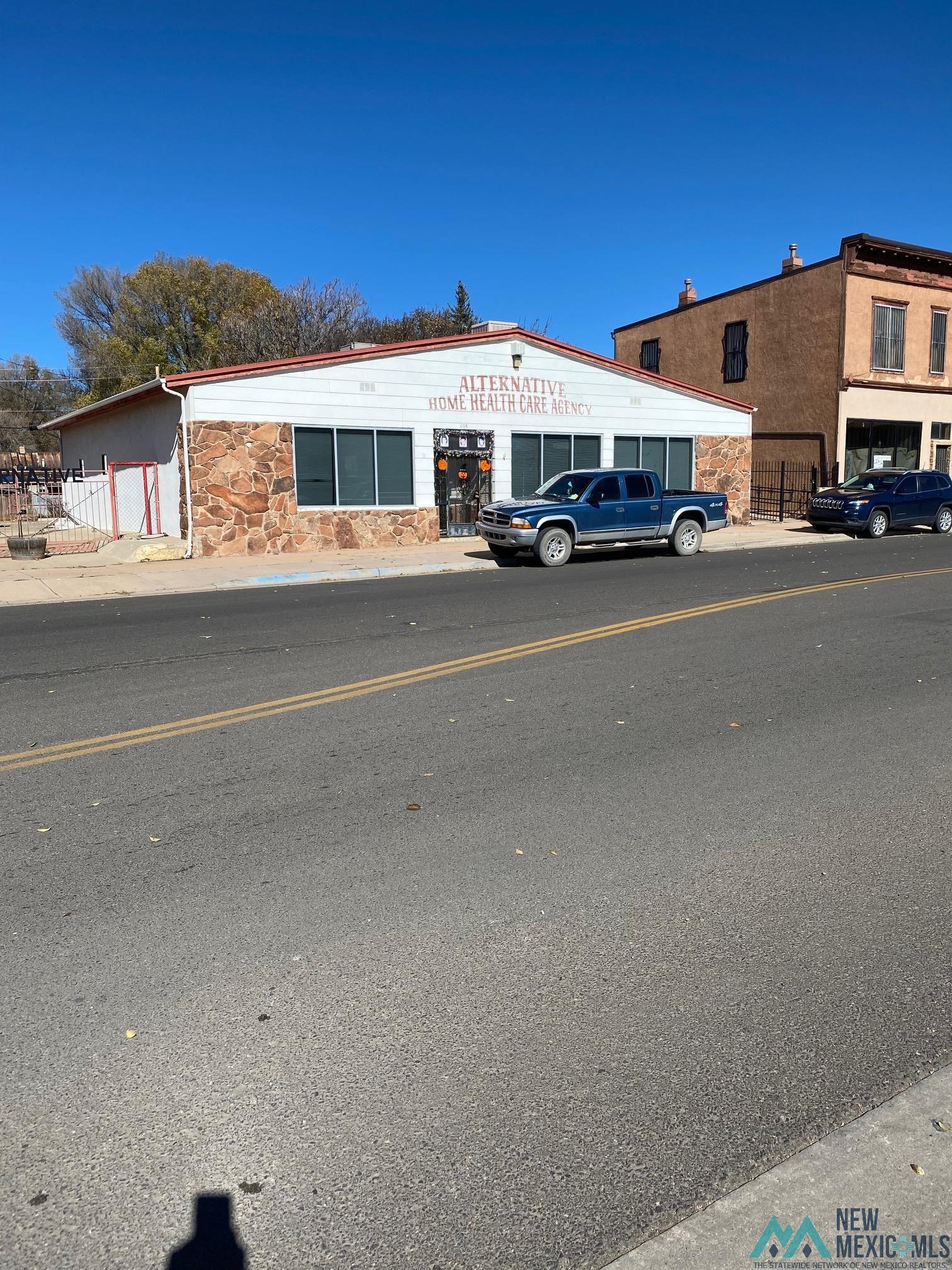 1118 National Medical Set-Up Street — photo