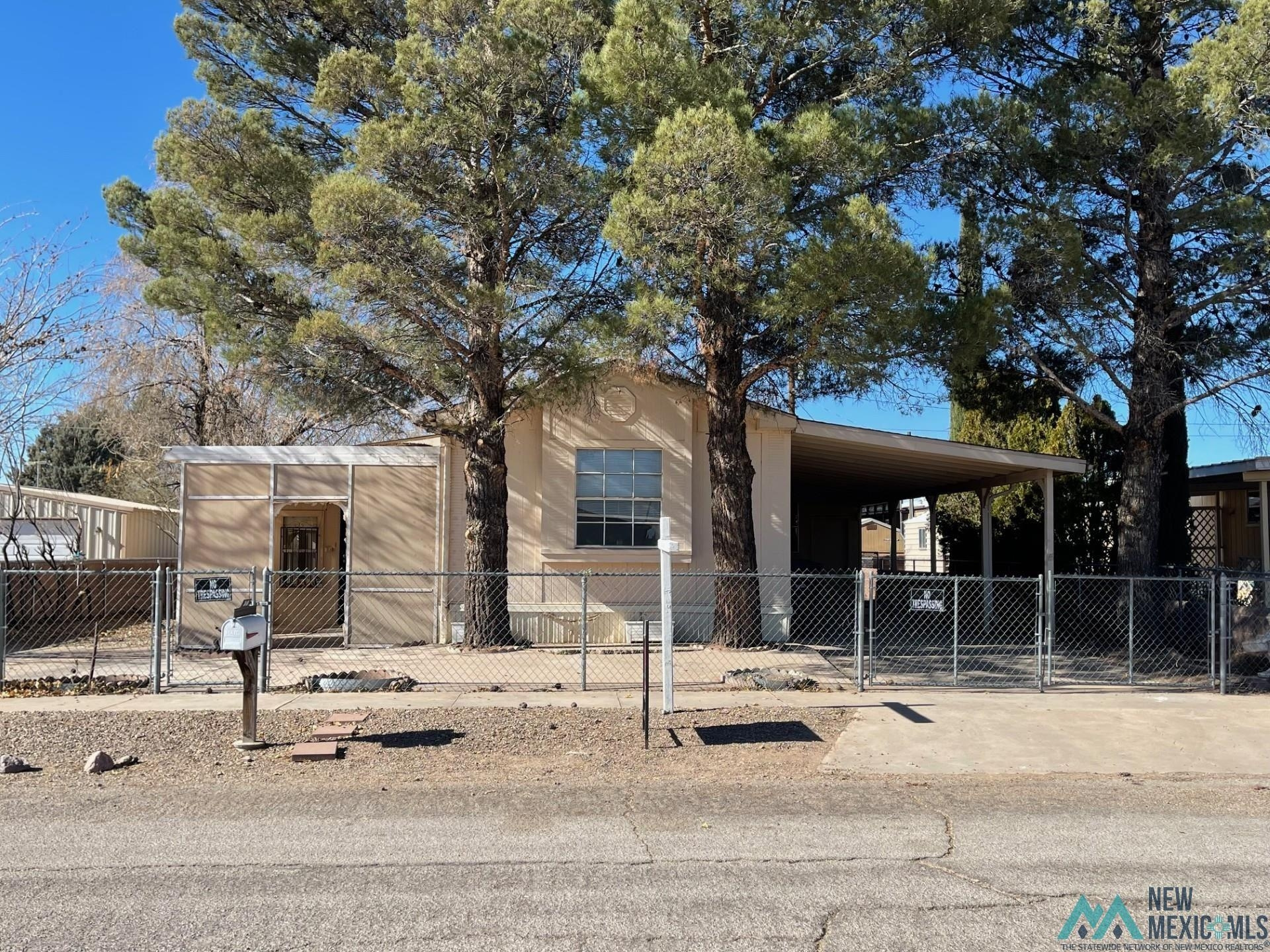 3118 Las Cruces St — photo