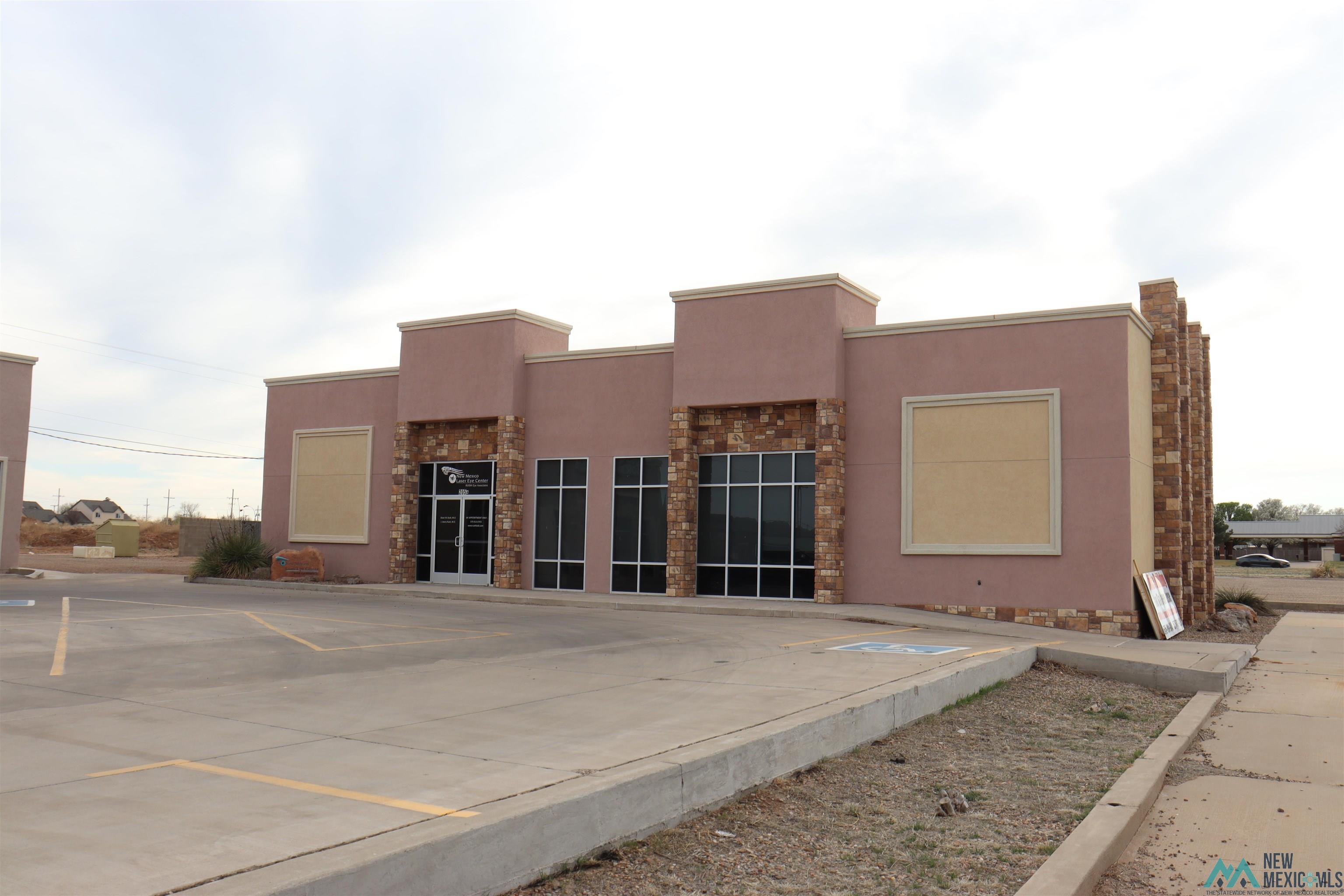 205 E Llano Estacado a Boulevard — photo