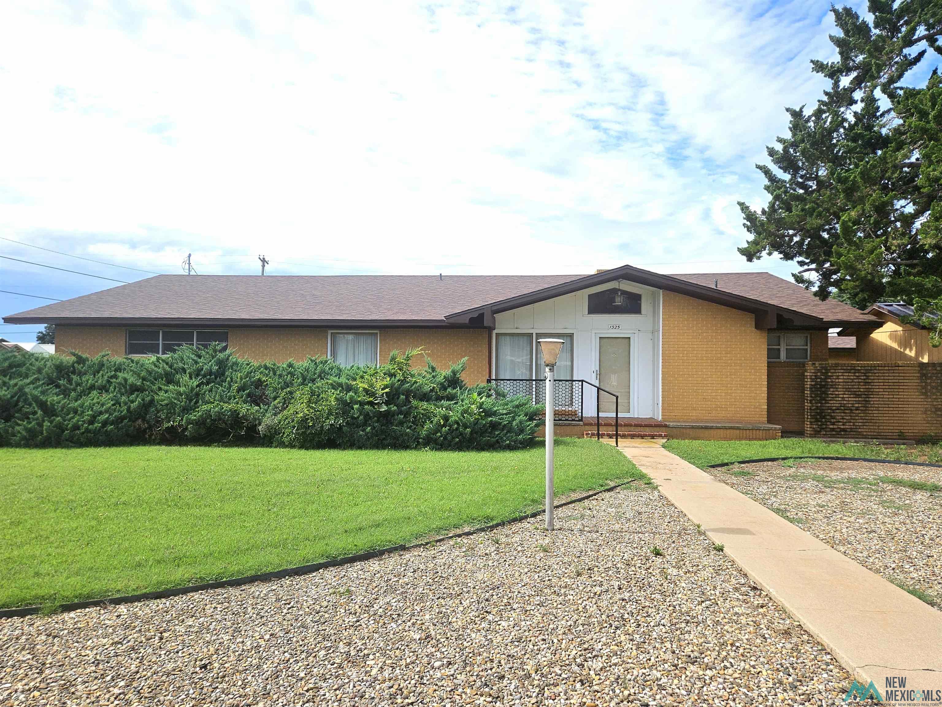 1325 Piedmont Drive — photo