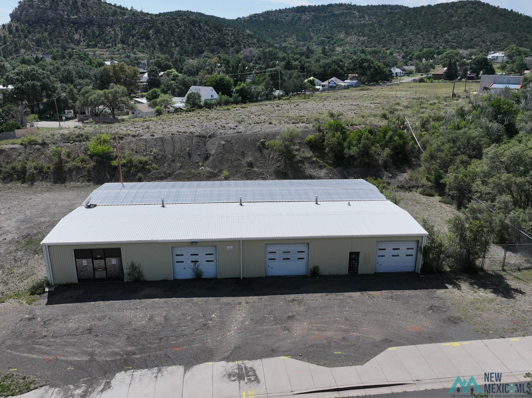 208 Canyon Drive — photo