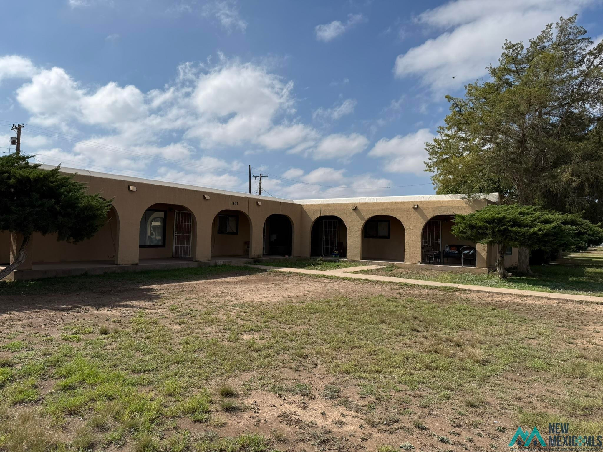 1407 W Hank Ave — photo