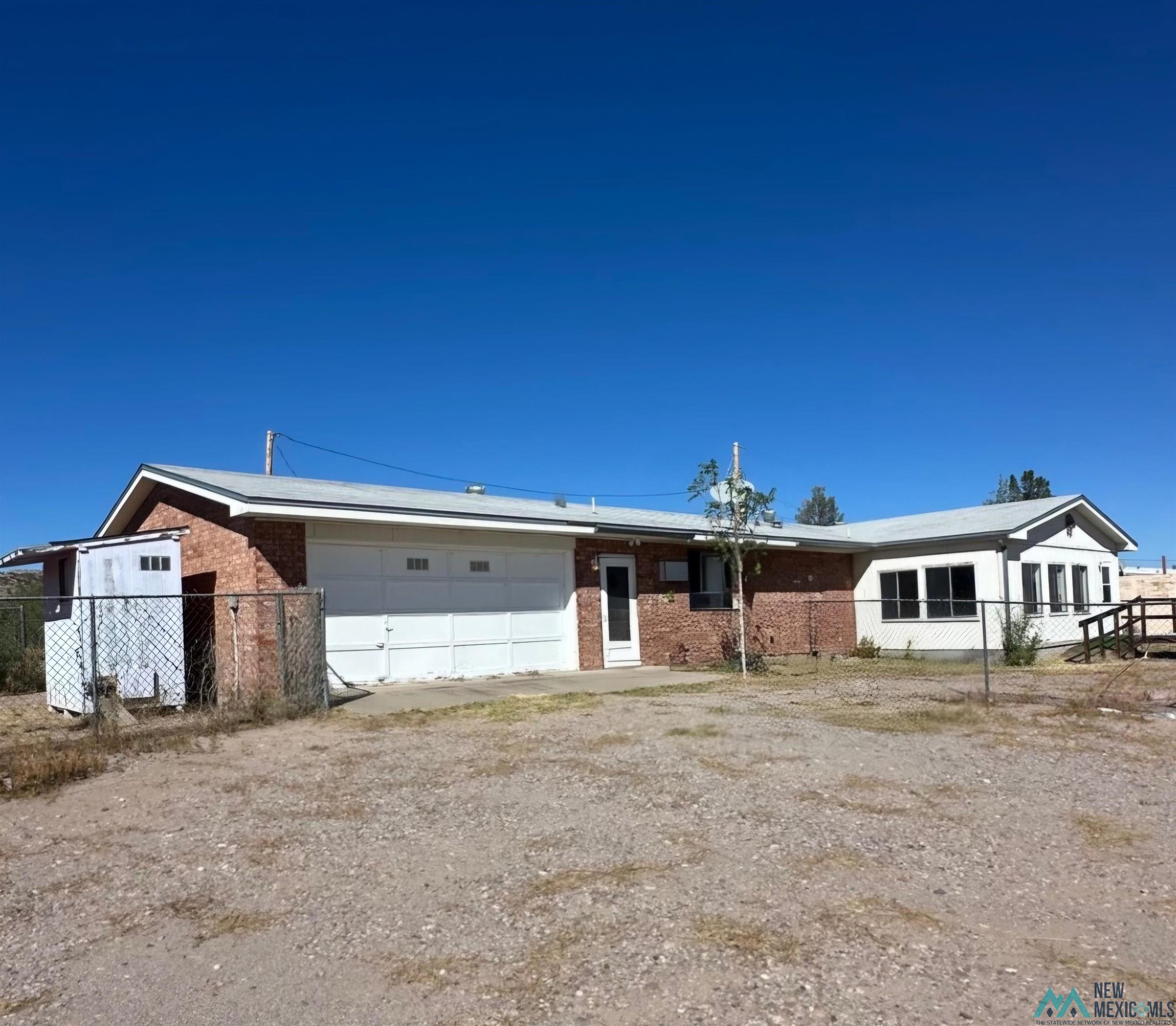 14696 Highway 187 — photo