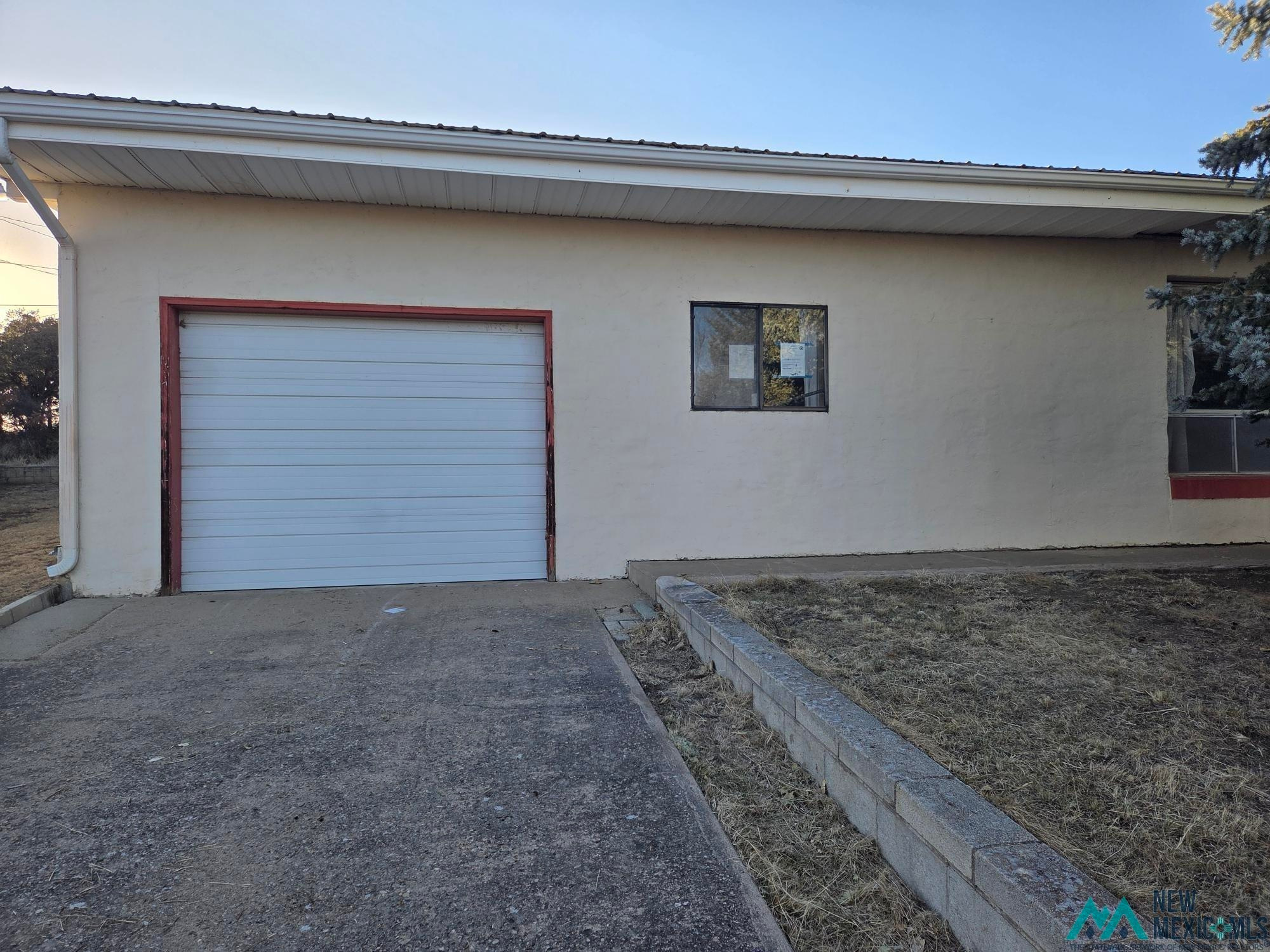 1522 Hogan Stre — photo