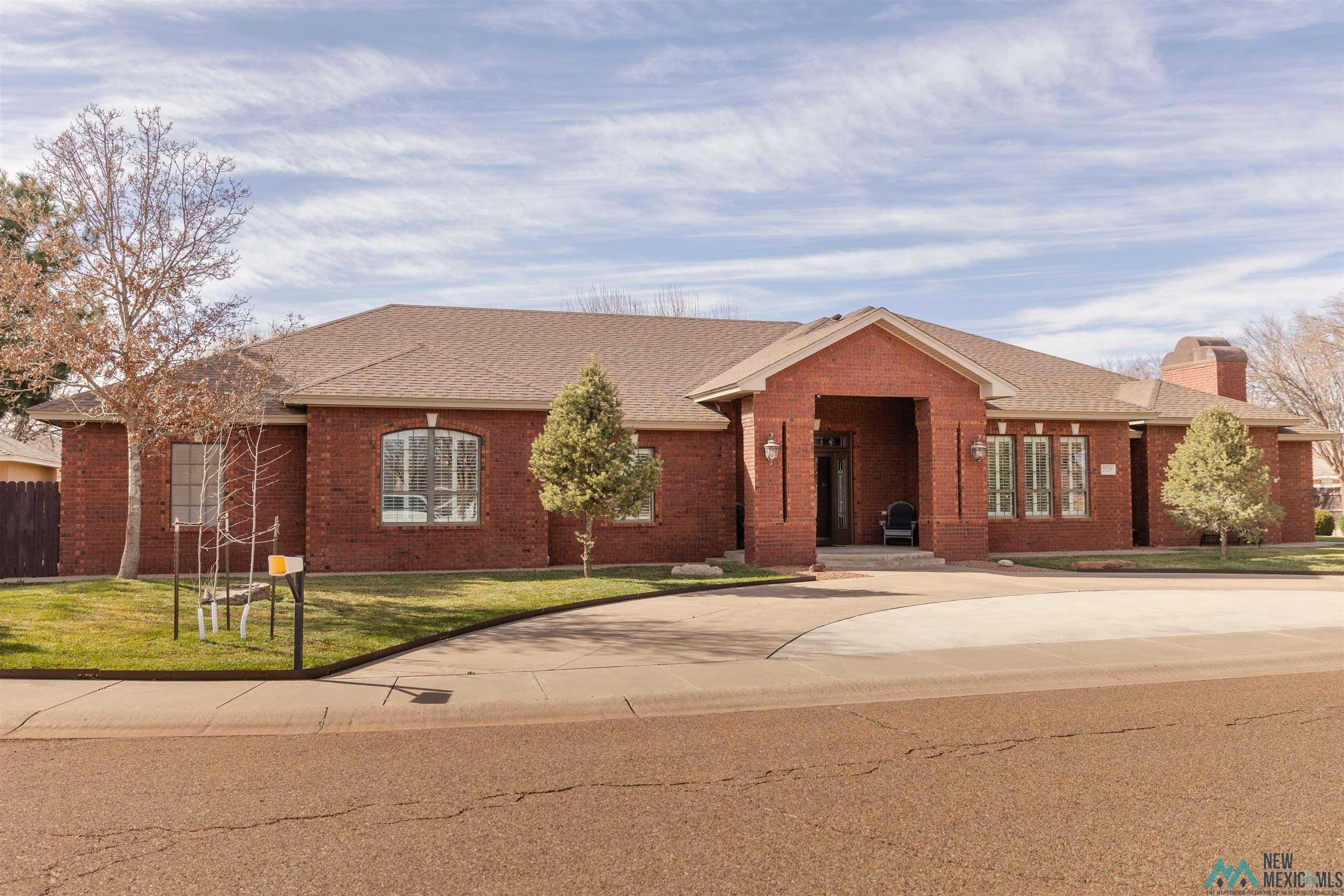2129 Northglen Drive — photo