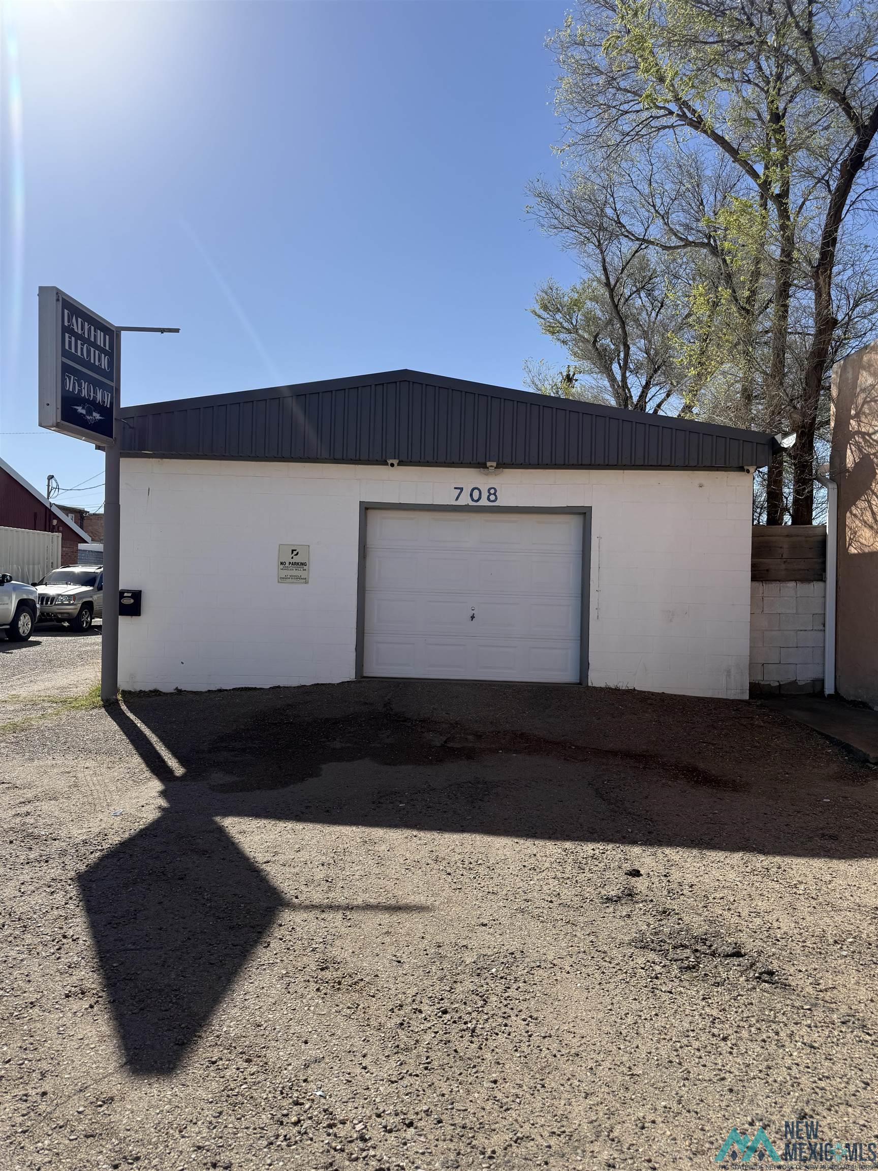 708 N Thornton Street — photo