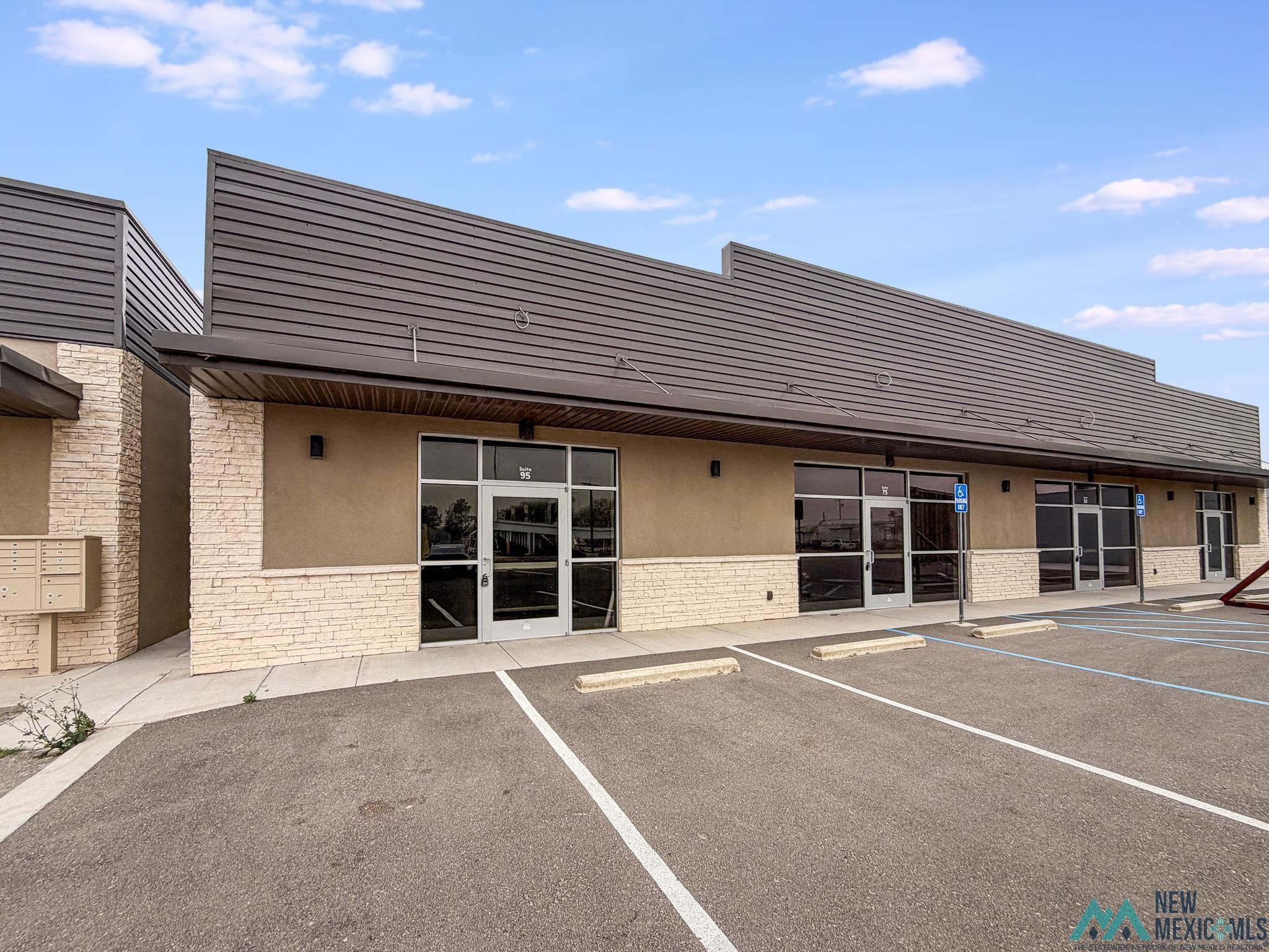 1016 S Main Street — photo
