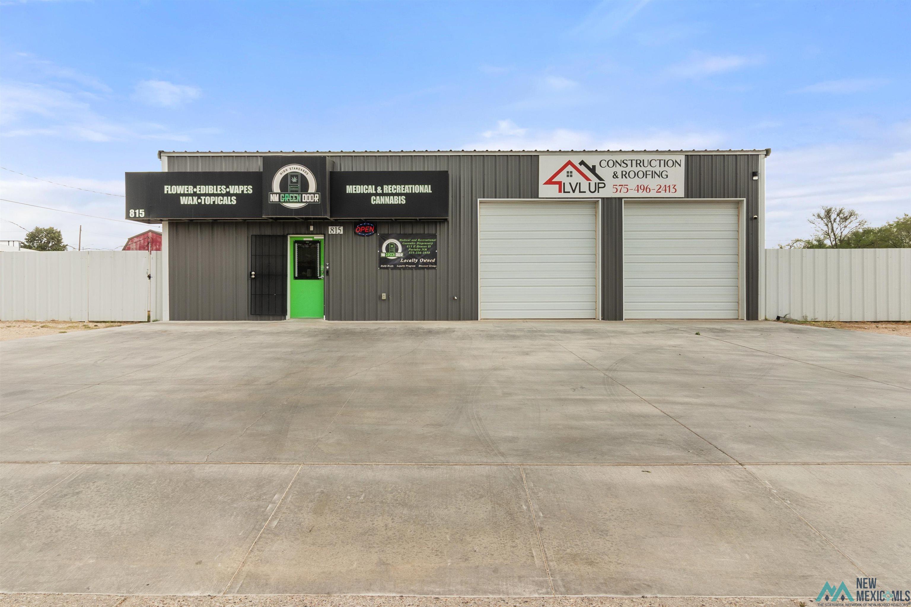 815 E Brazos Street — photo