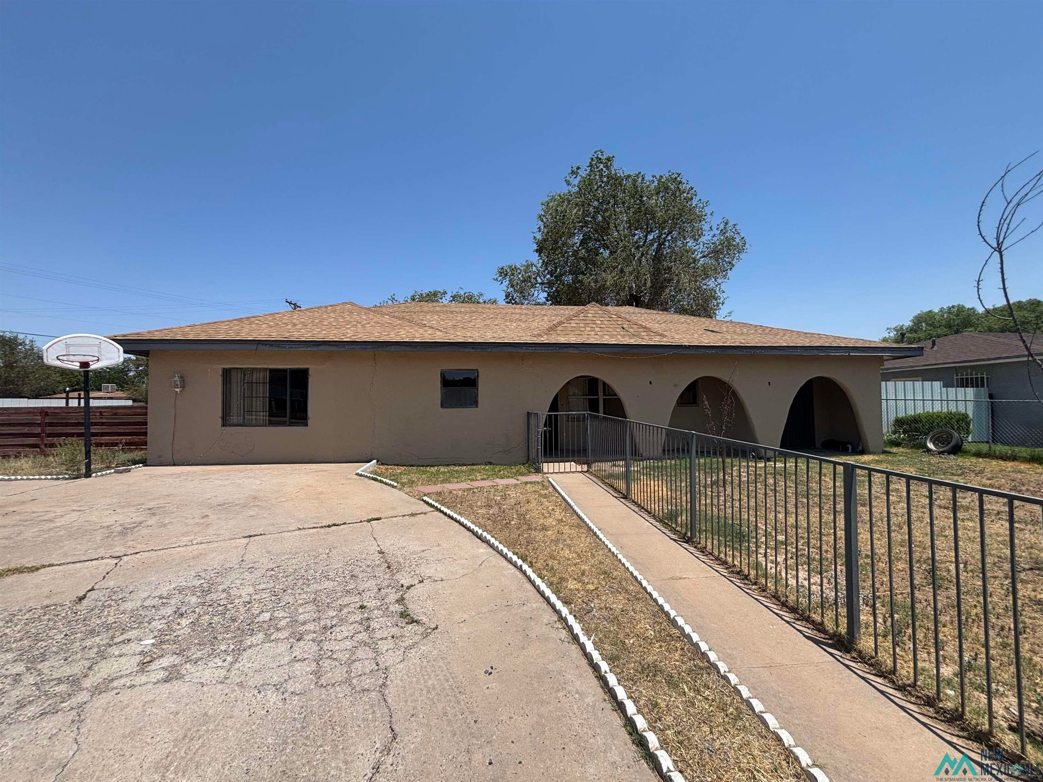 1701 S Stanton Avenue — photo