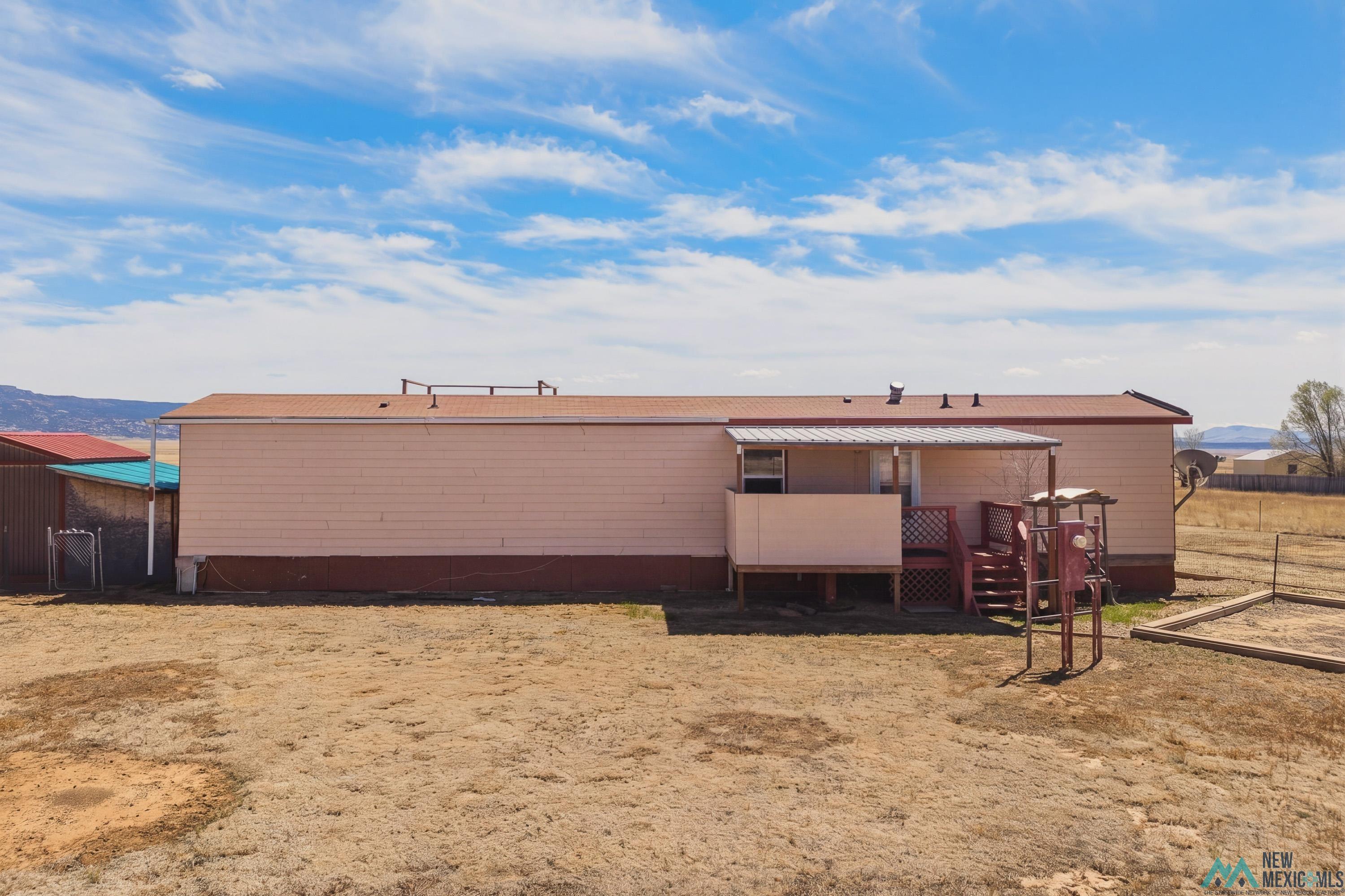 617 Gold Street, Raton, NM 87740 — photo 2