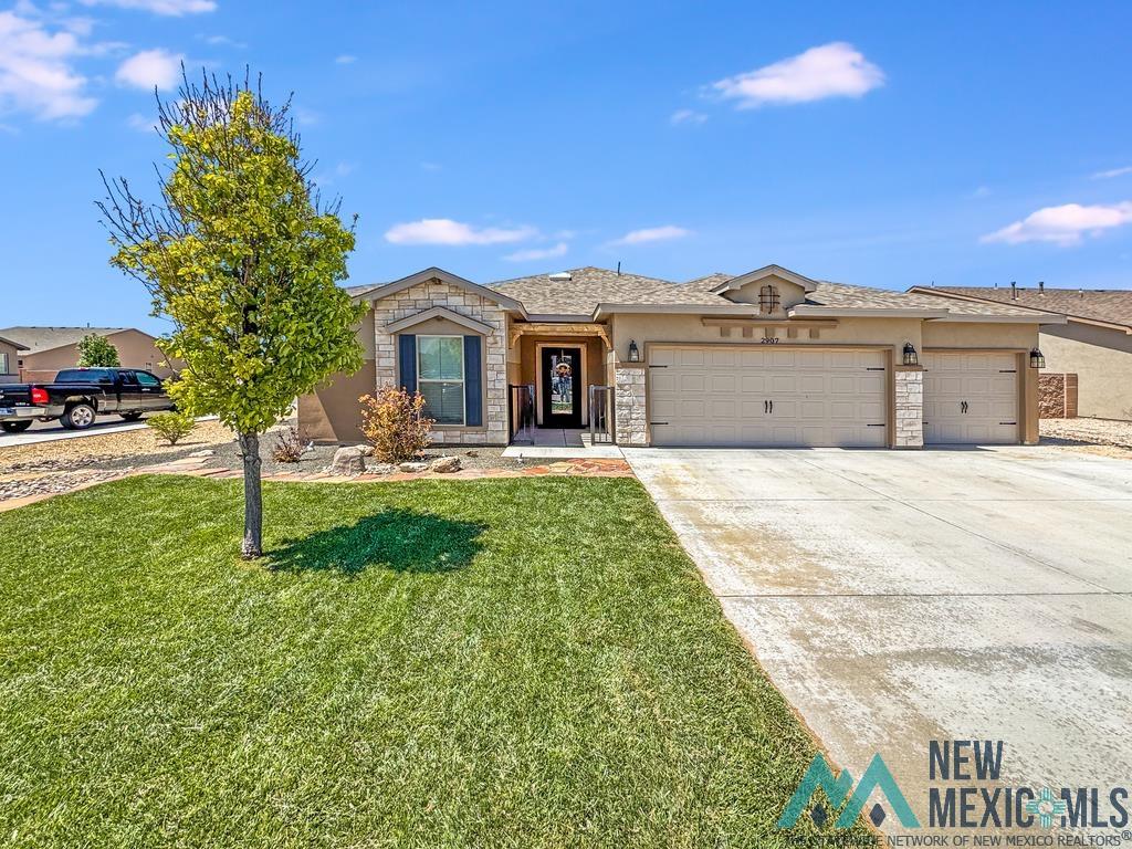 2907 N Del Sol Circle — photo