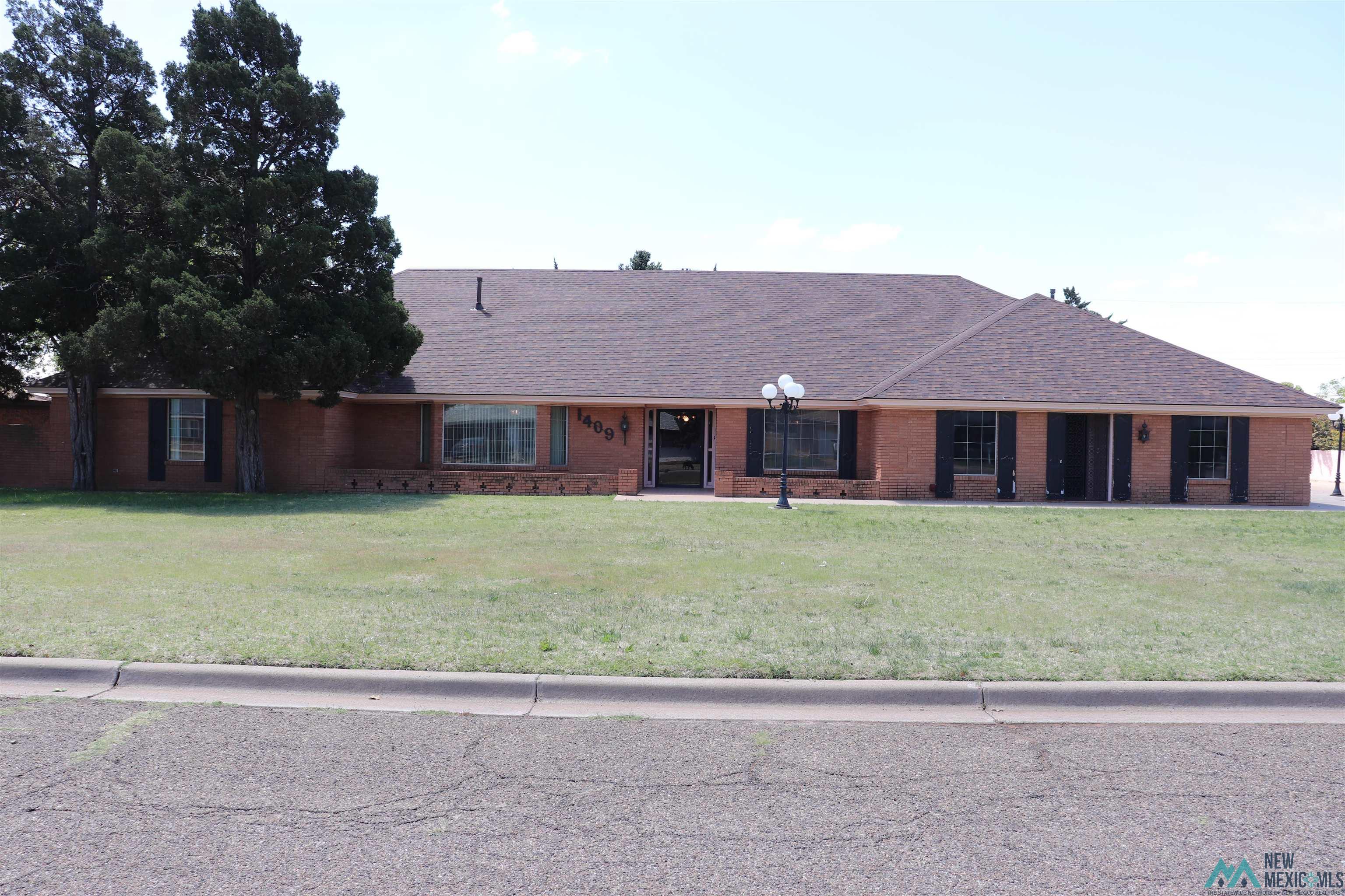 1409 Claremont Terrace — photo