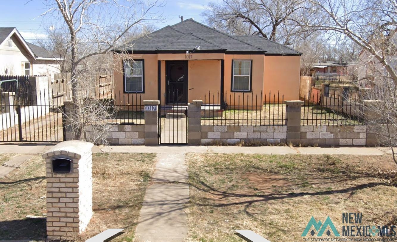 1017 N Edwards St — photo
