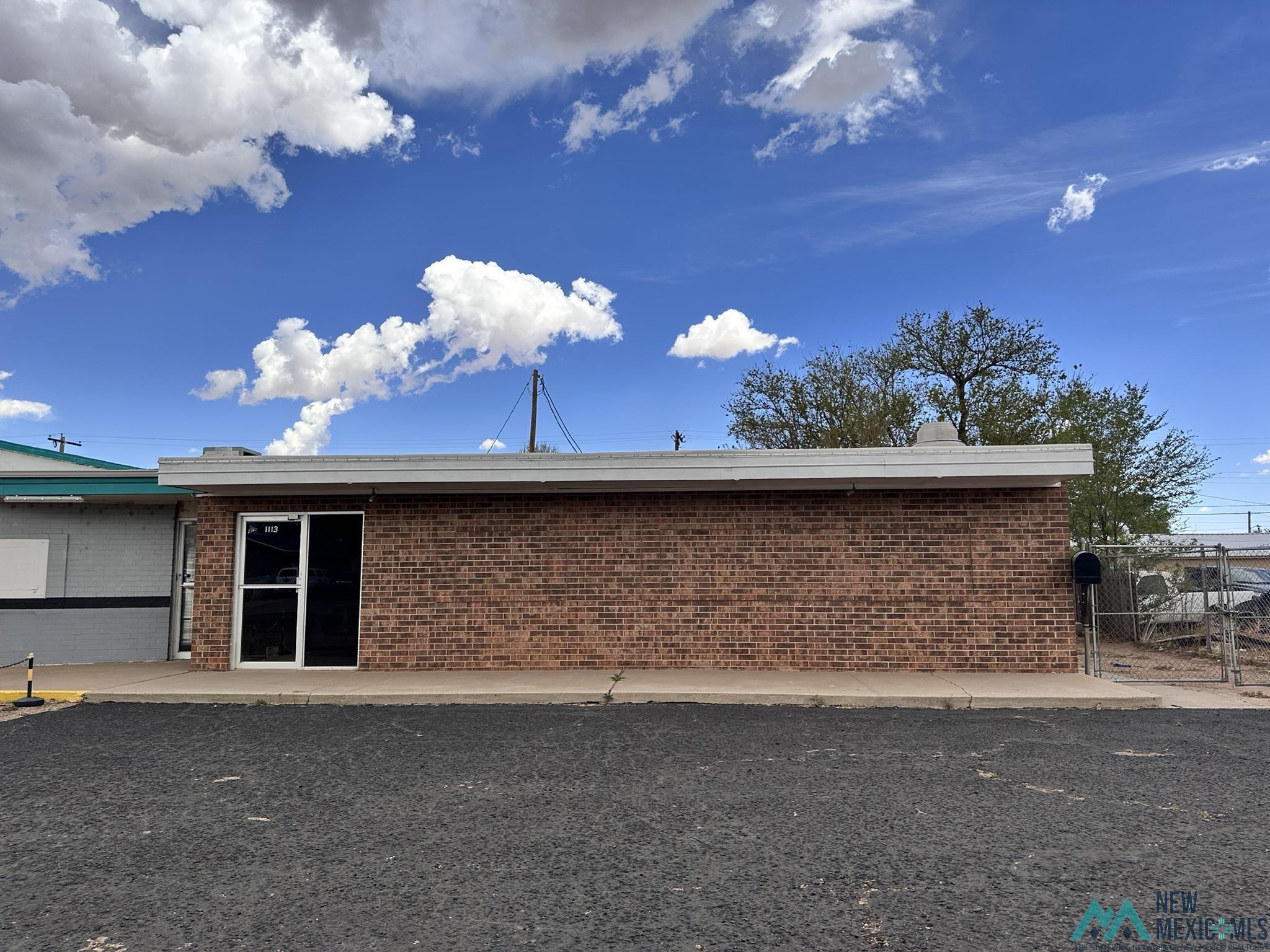 1113 N Thornton — photo