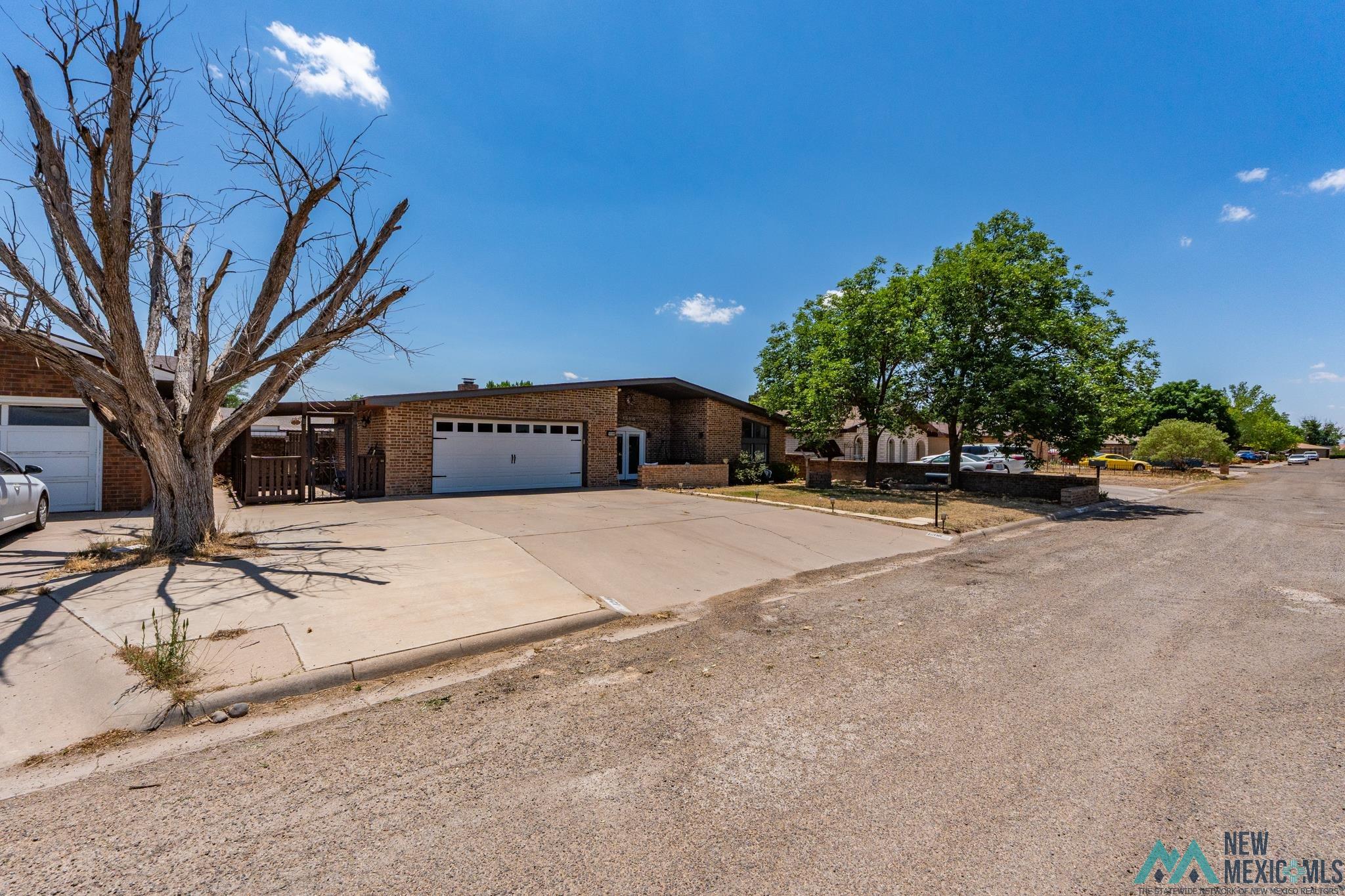 1208 Libra Drive — photo