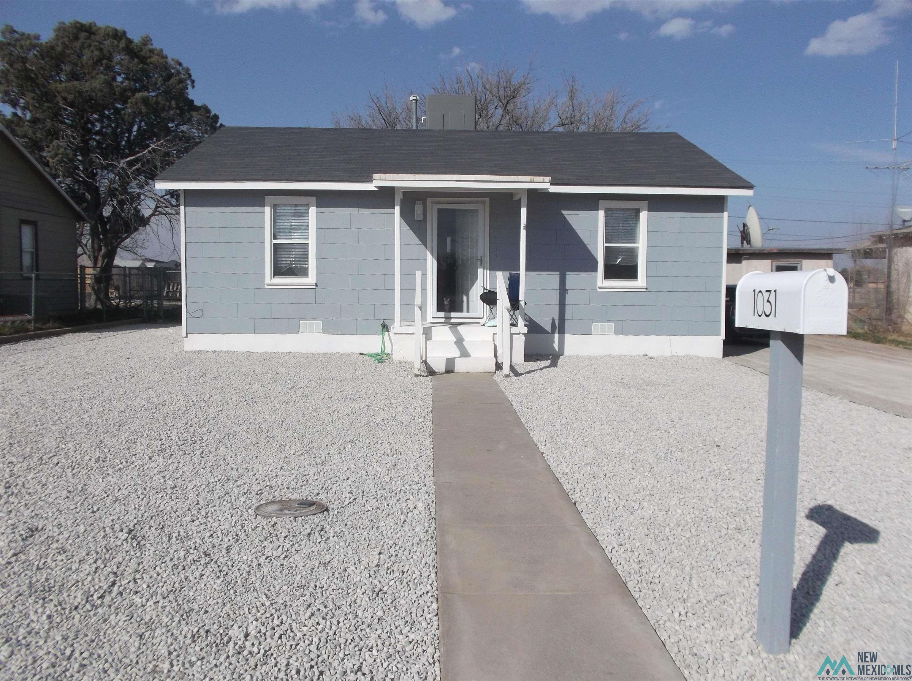 1031 Crescent Drive — photo