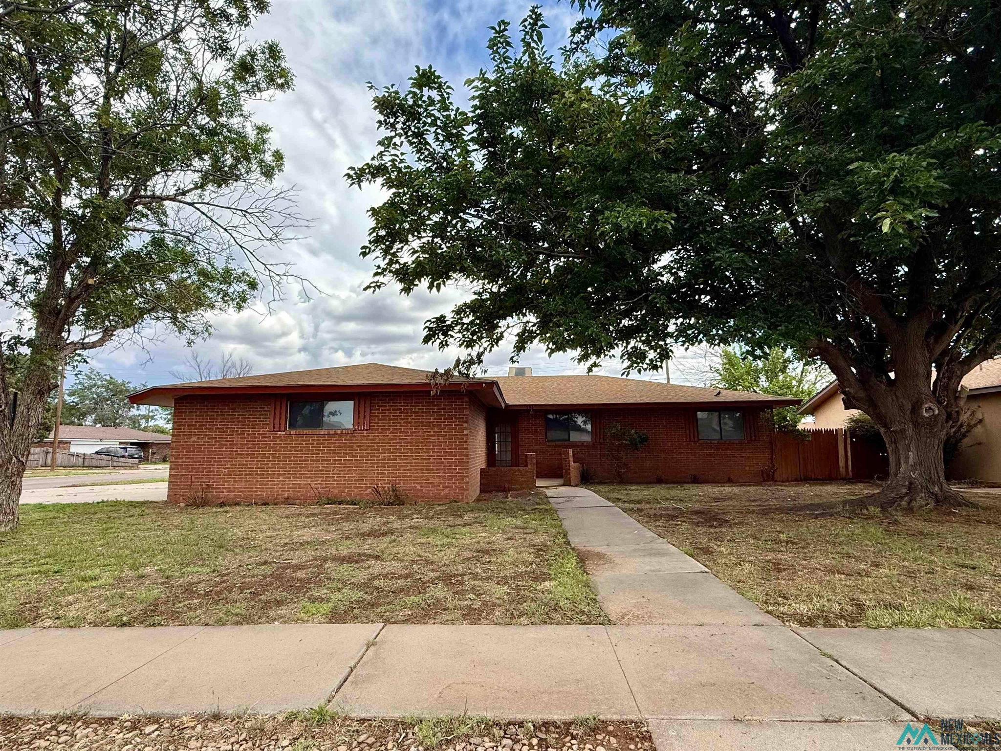 301 La Salle Dr — photo