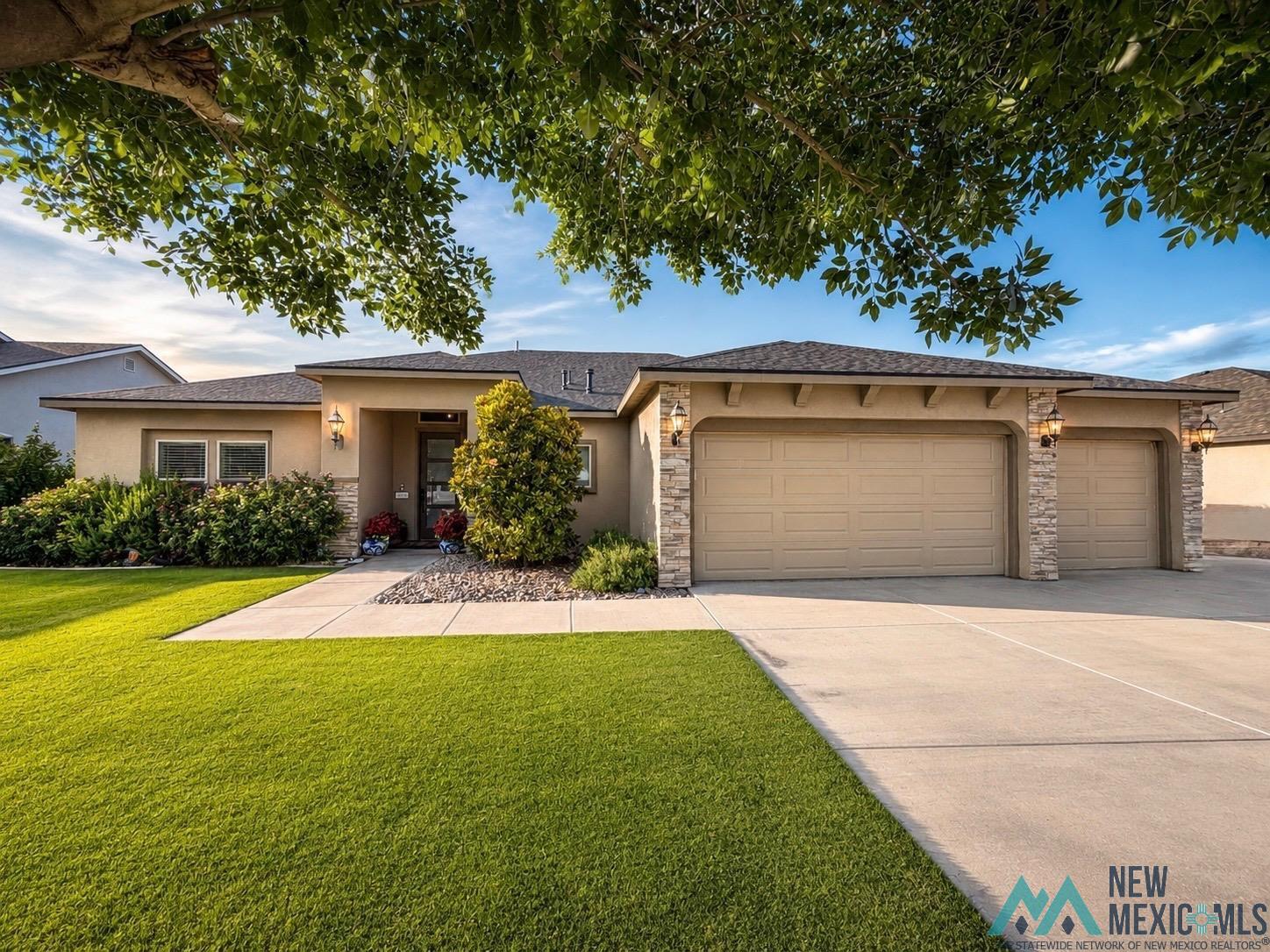 408 Plantation Court — photo