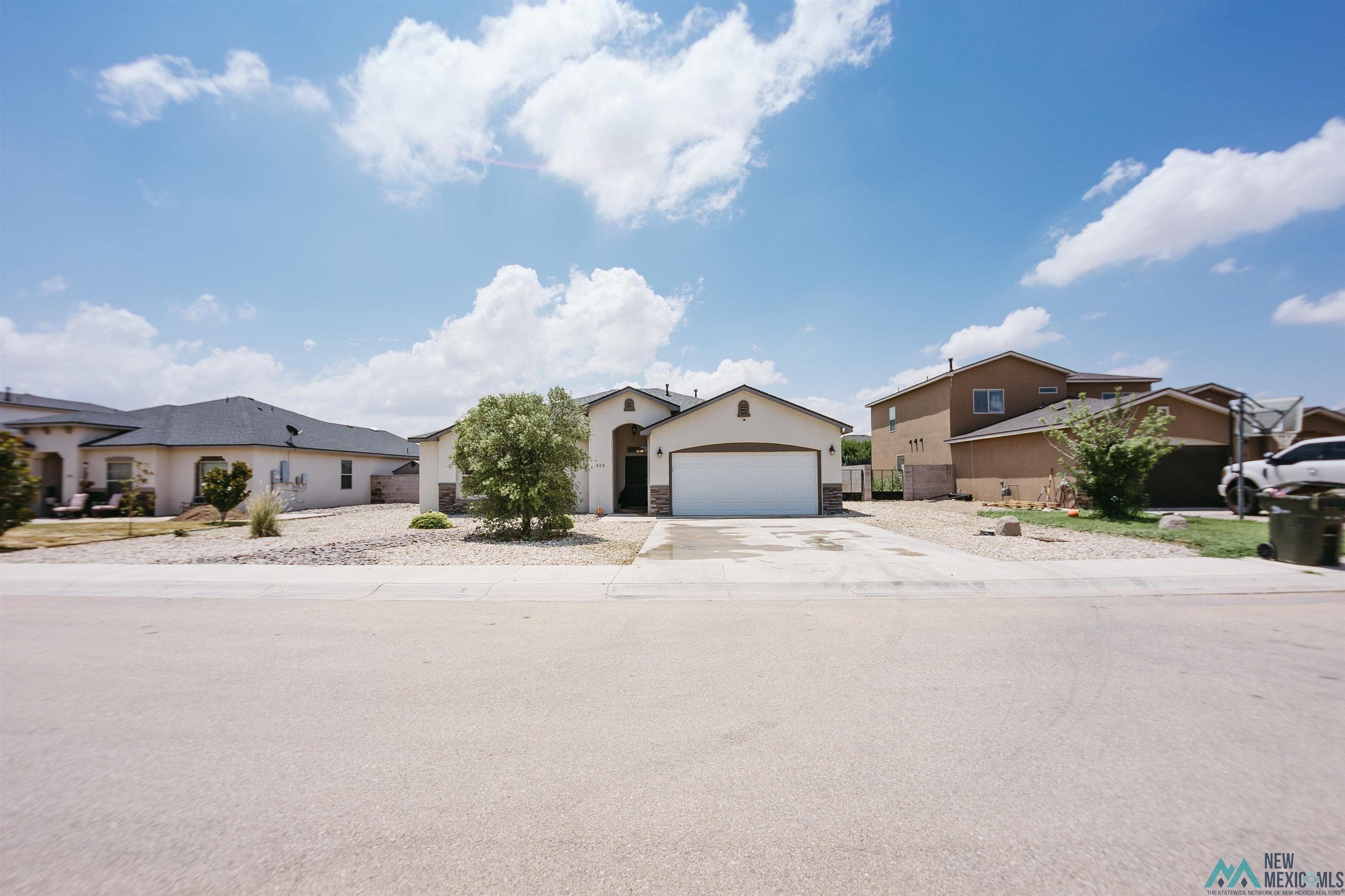 323 Warachie Lane — photo