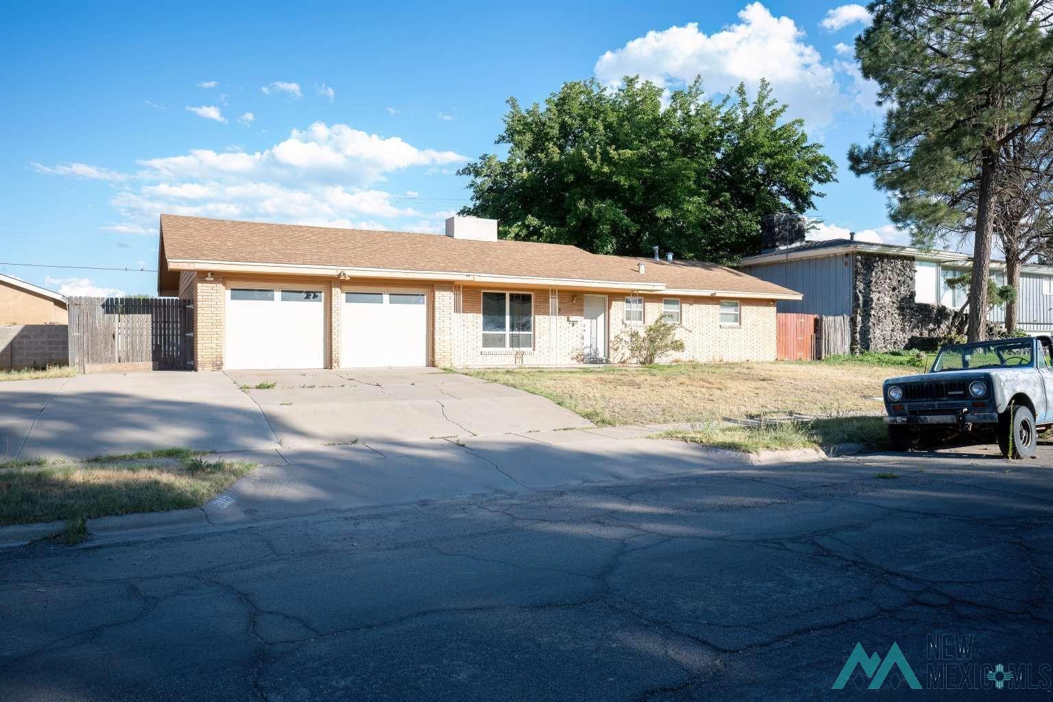 2113 Barnett Drive — photo