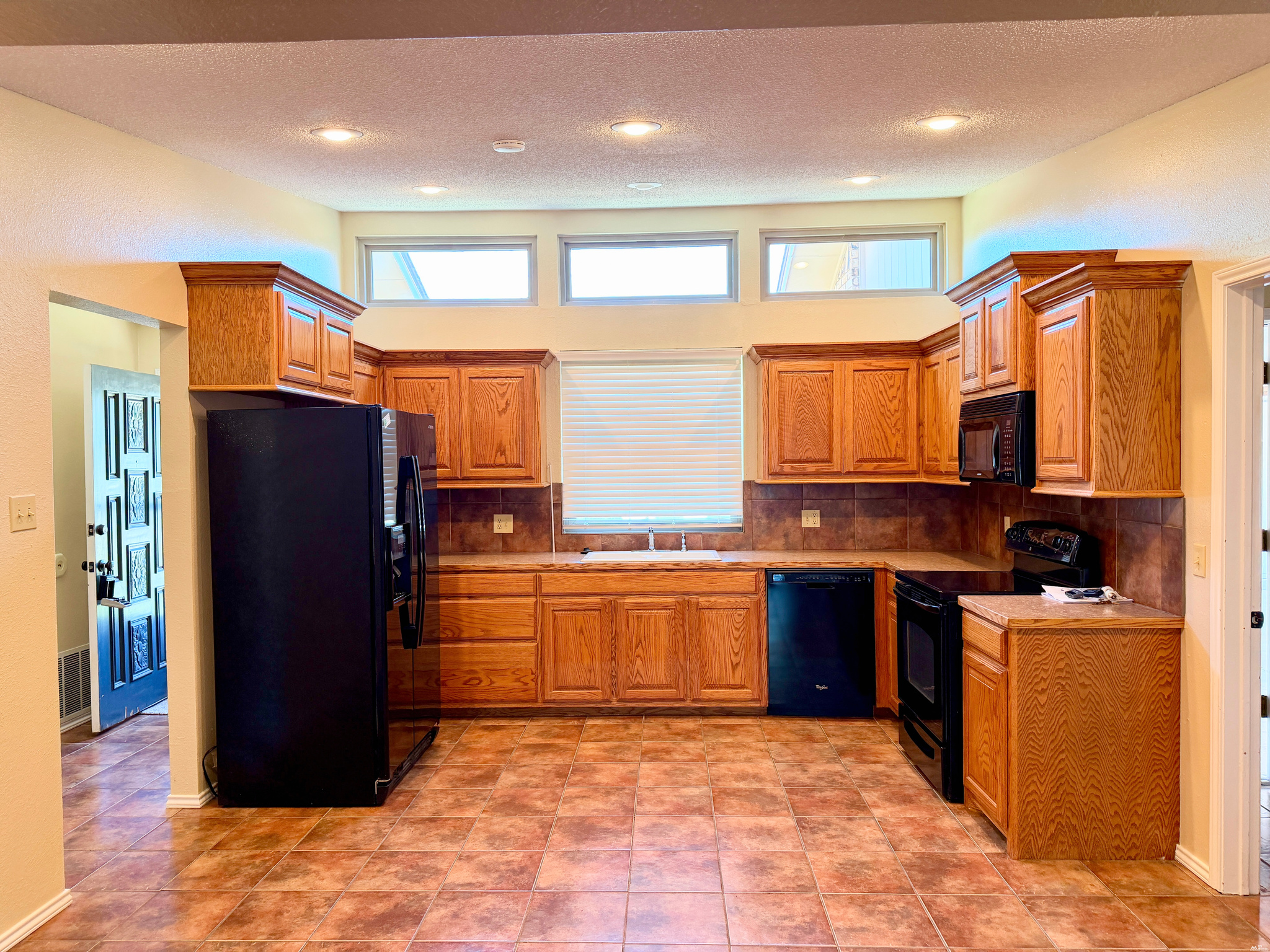 2012 Stone Place, Clovis, NM 88101 — photo 2