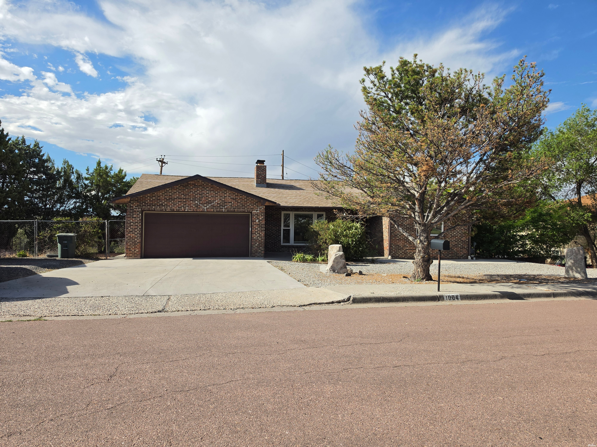 1004 Yei Ave — photo