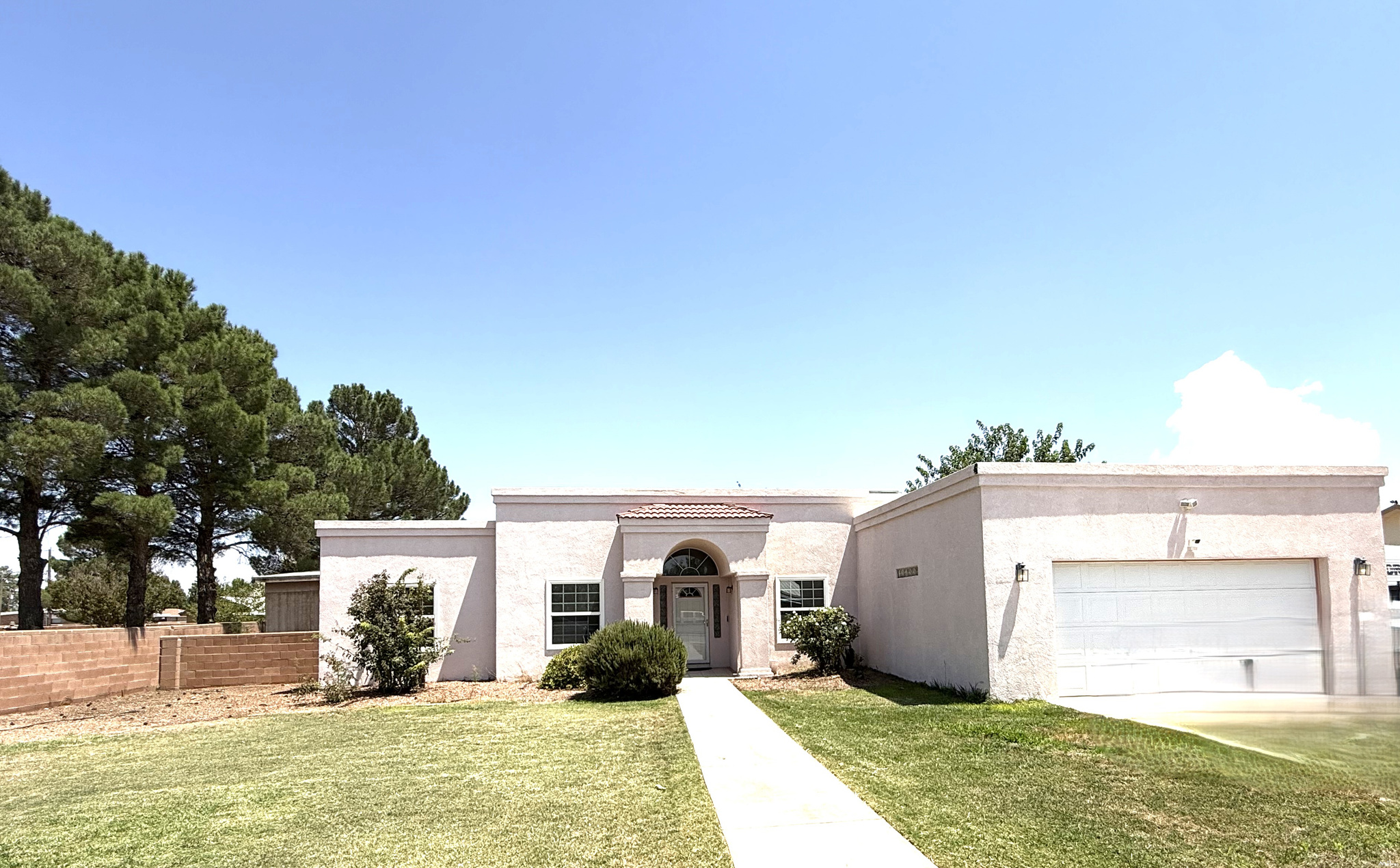 1907 Lori Dr — photo