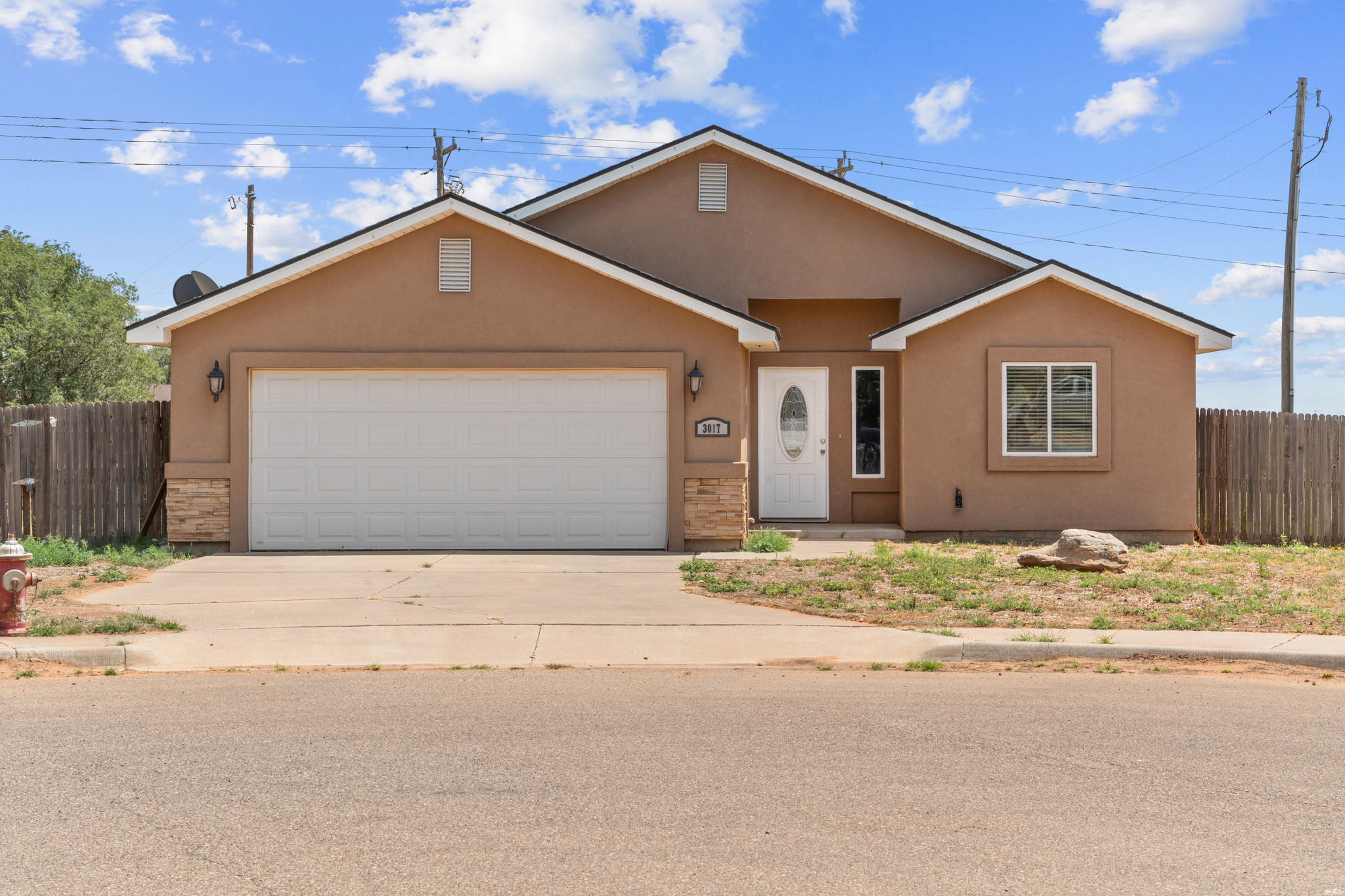 3017 Fred Daugherty Dr — photo