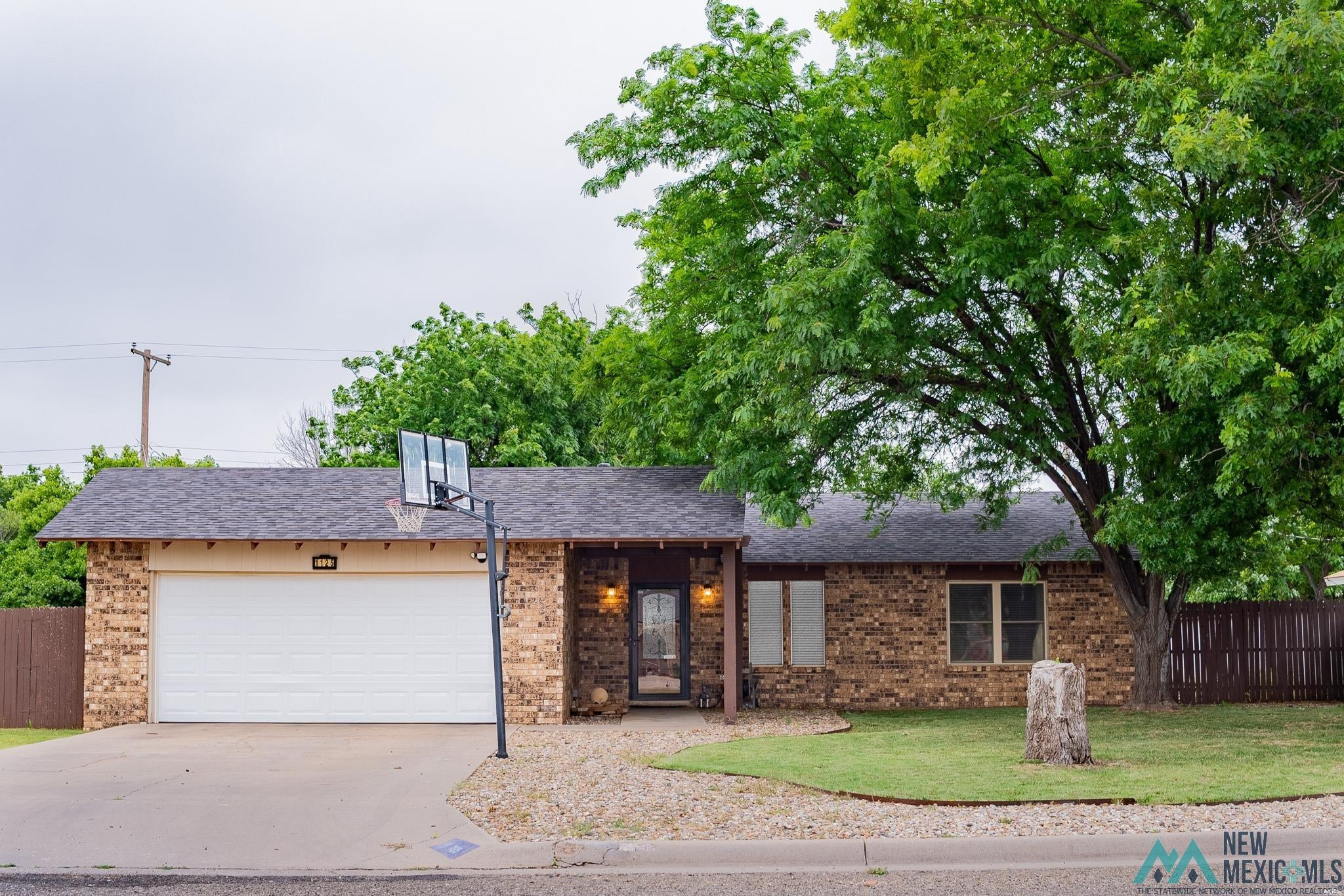 1125 Parkland Dr — photo