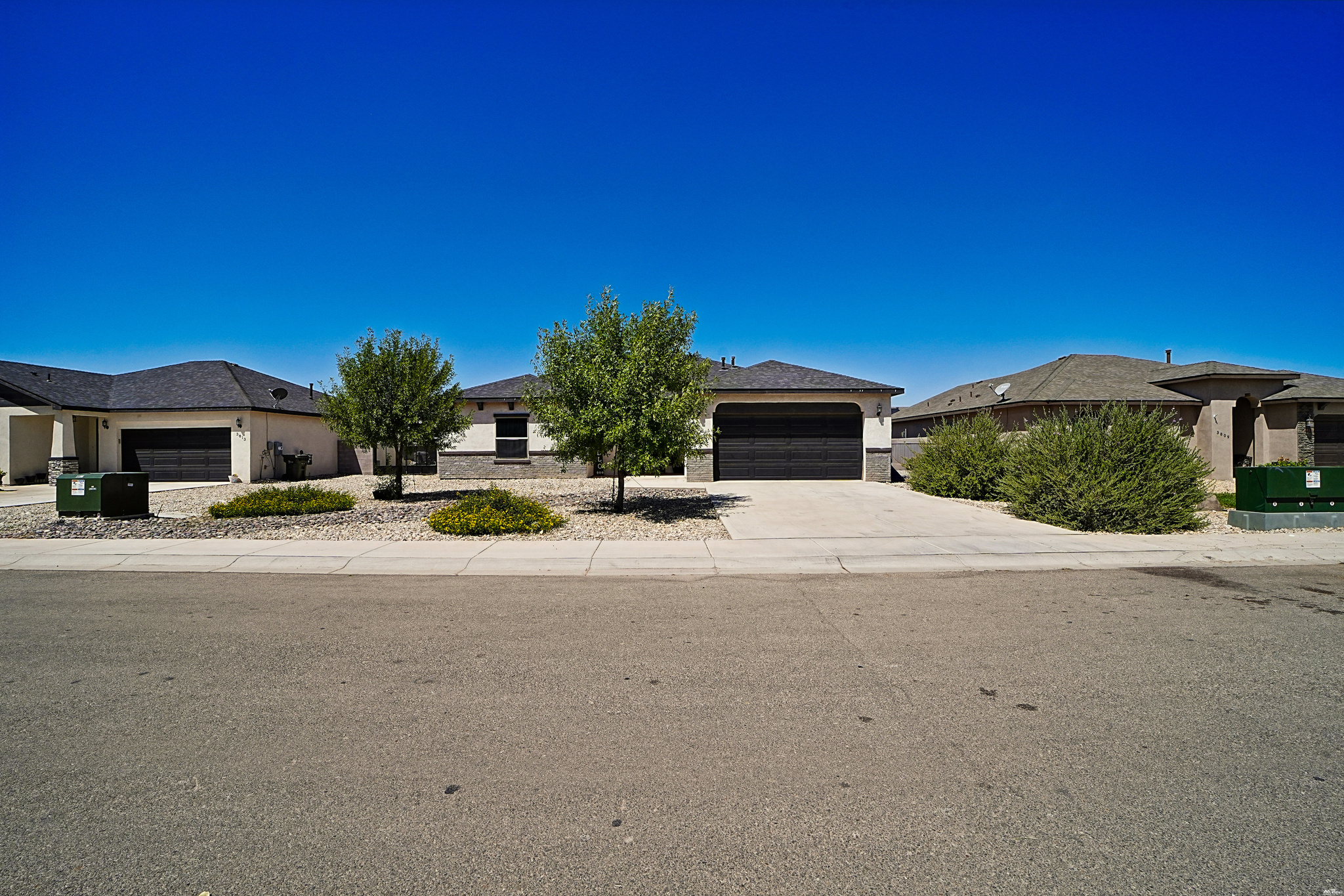 3811 Selman Ct — photo