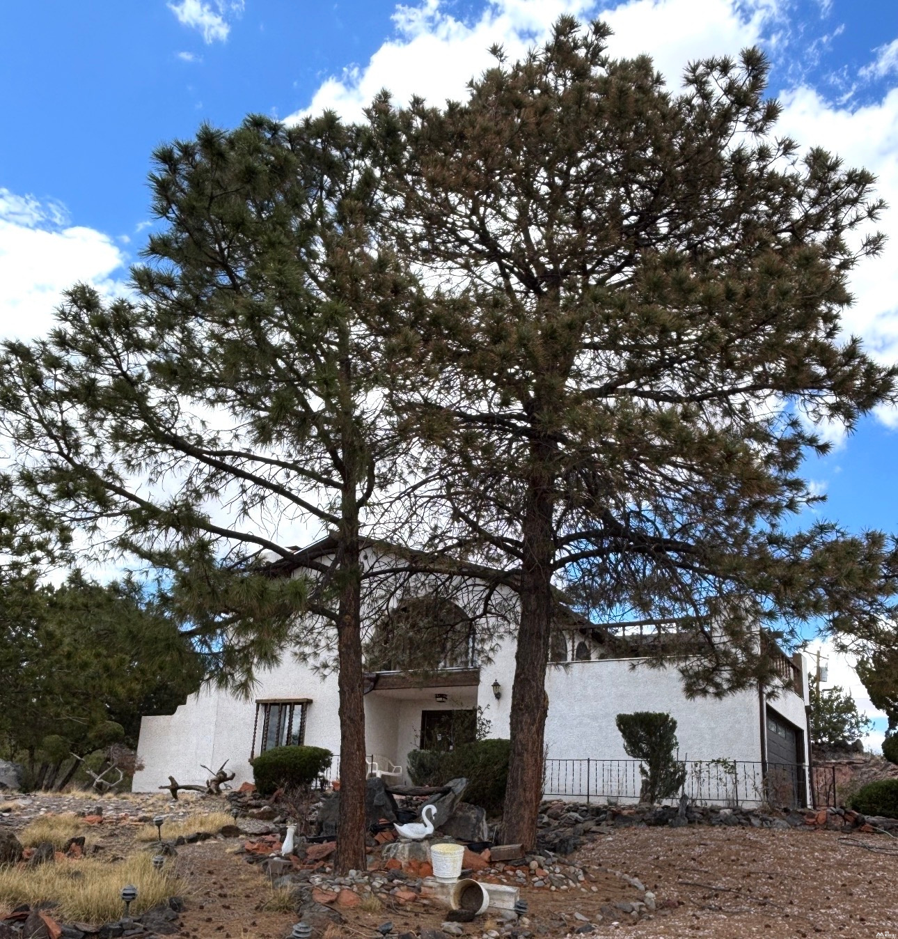 512 Leach Ave — photo
